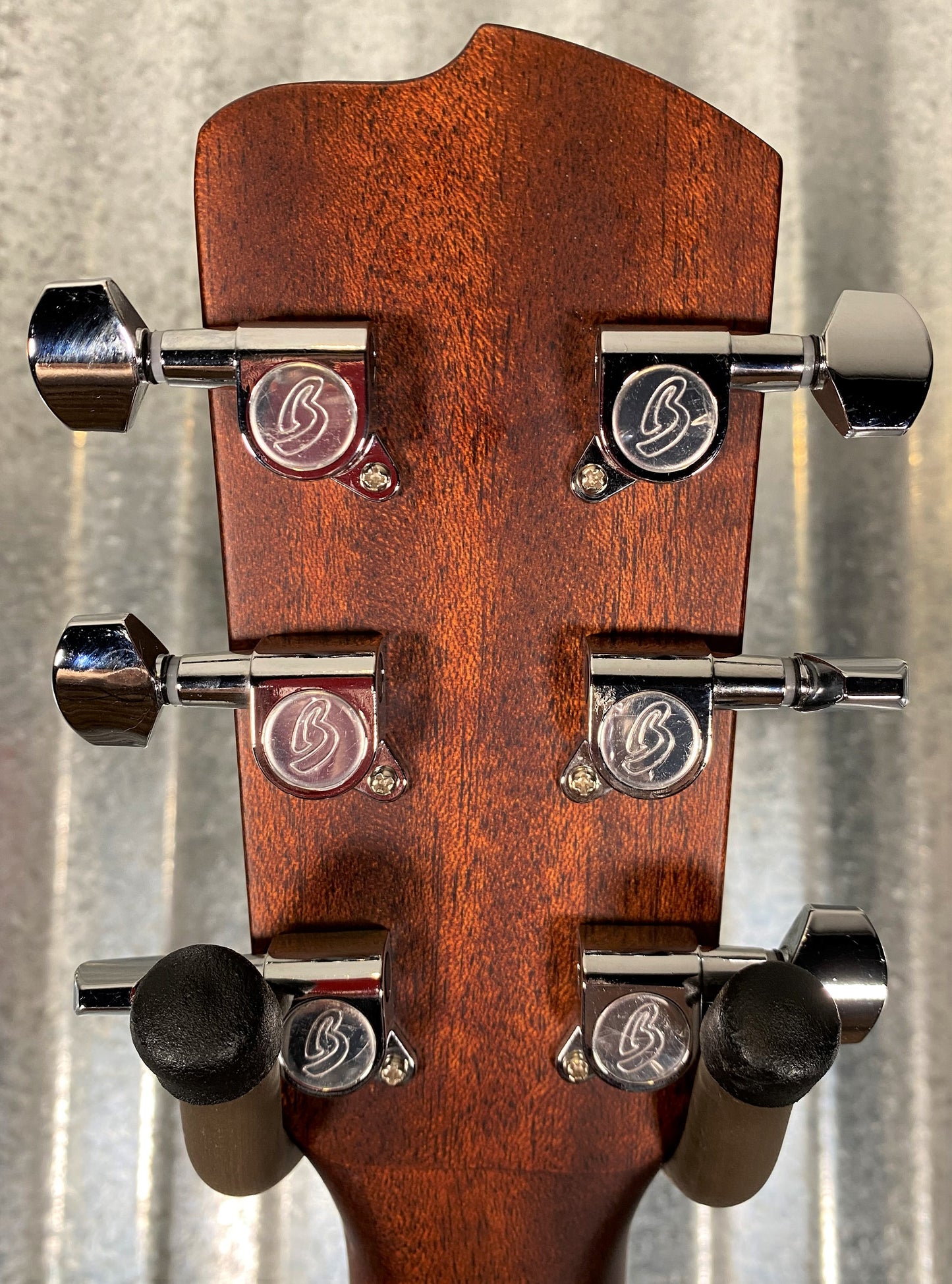 Breedlove Discovery S Concertina Cedar Acoustic Guitar #8286