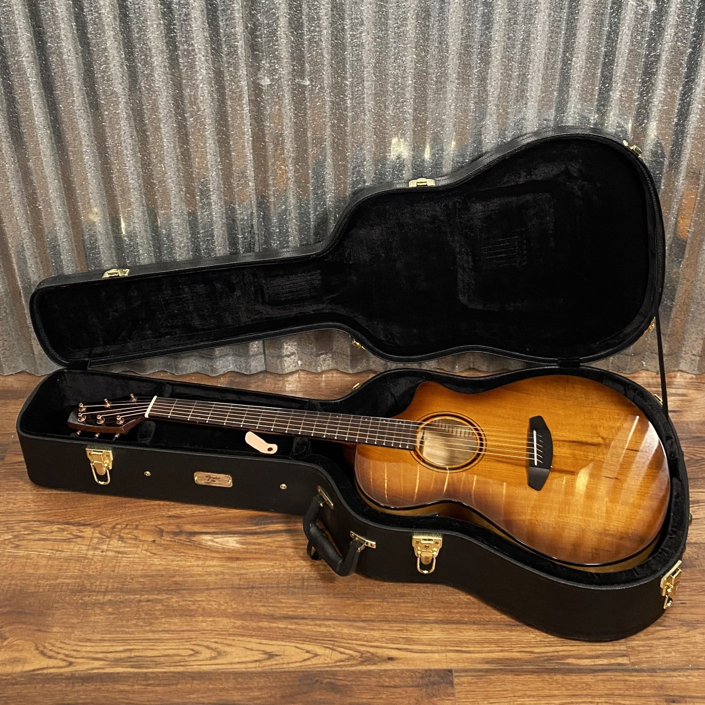 Breedlove Pursuit Exotic S Concert Amber CE Myrtlewood Acoustic Electric Guitar & Case #3511 Demo