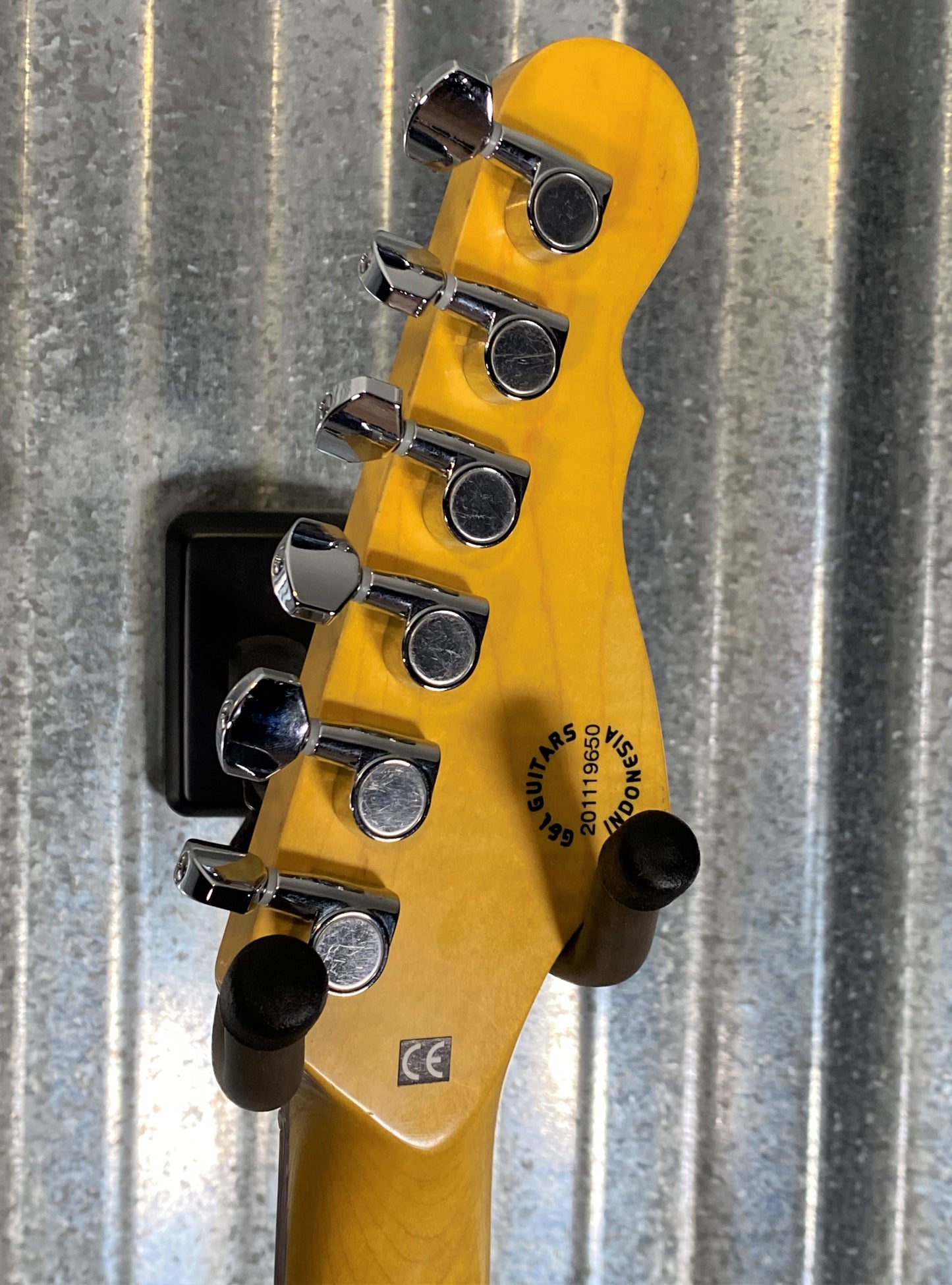 G&L Tribute Legacy 3 Tone Sunburst Left Hand Guitar #9650