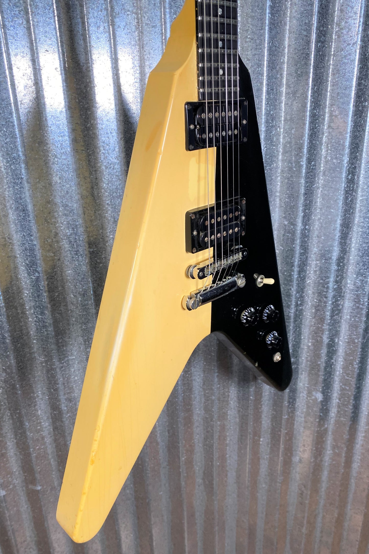 Gibson USA 1984 Custom Shop Michael Schenker Flying V Black & White Guitar & Case #4572 Used