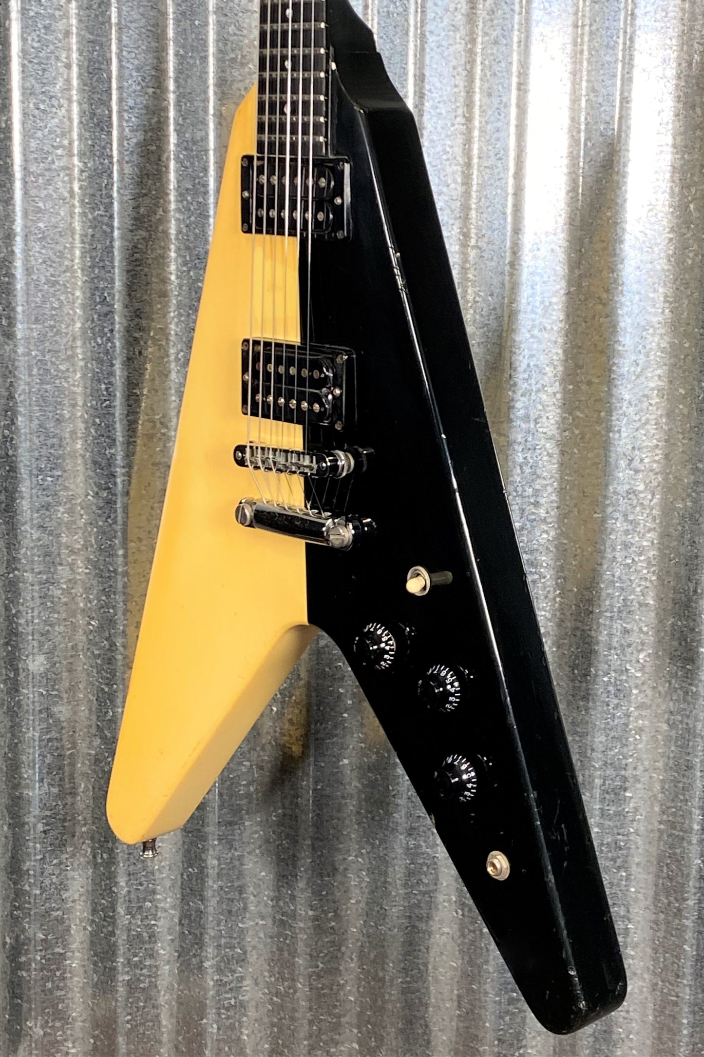 Gibson USA 1984 Custom Shop Michael Schenker Flying V Black & White Guitar & Case #4572 Used