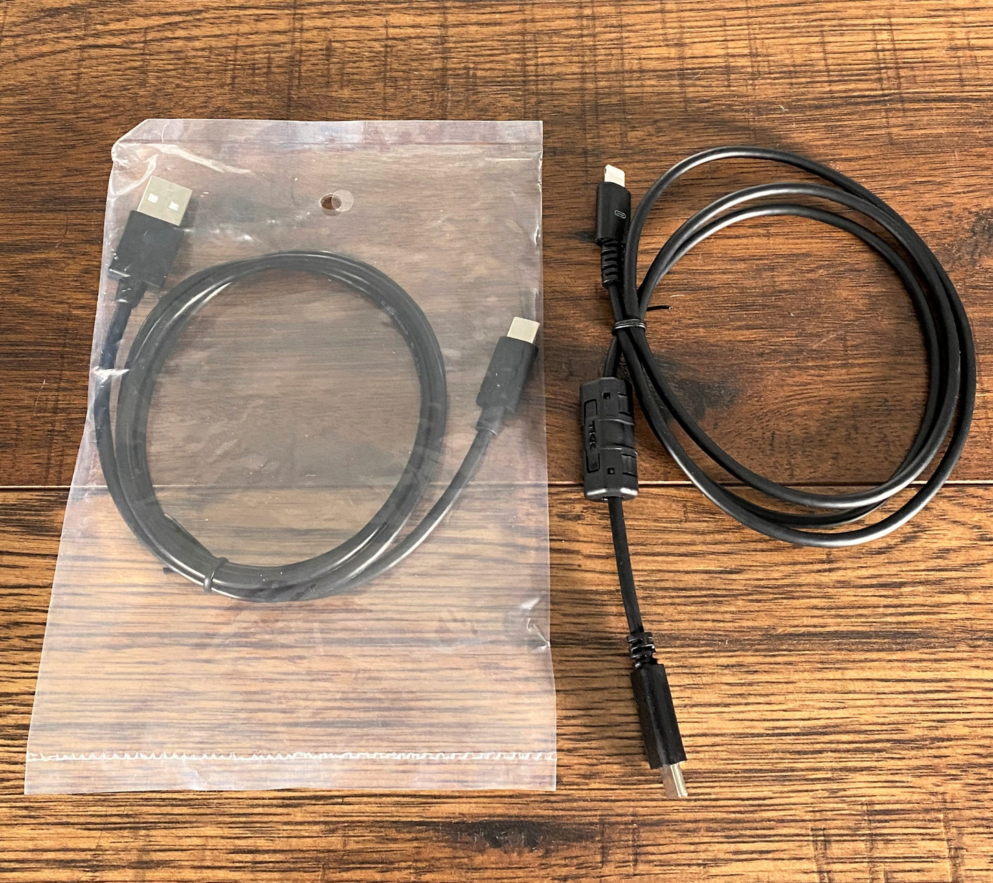 Roland VRC-01 AeroCaster Wireless Live Streaming Video System
