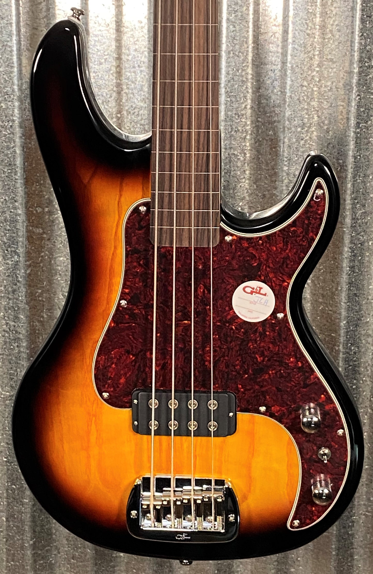 G&L Tribute Kiloton Fretless 4 String Bass 3 Tone Sunburst #6556