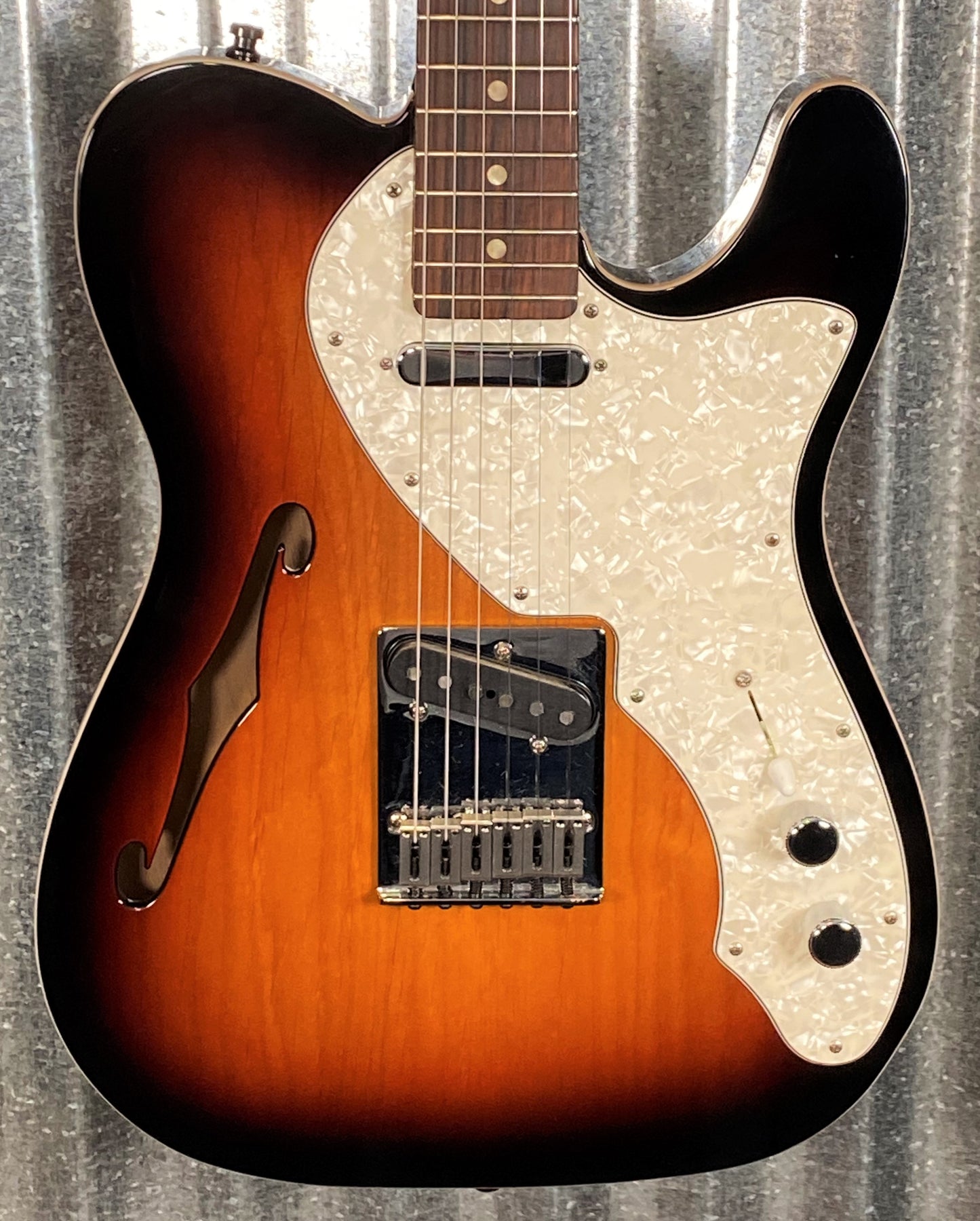 Fender Deluxe Thinline Semi Hollow 3 Tone Sunburst Guitar #6286 Used