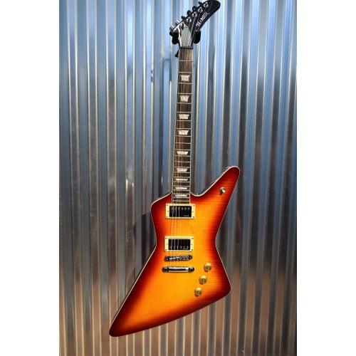Hamer Guitars Standard Flame Top Cherry Sunburst Electric Guitar & Gig Bag #2201
