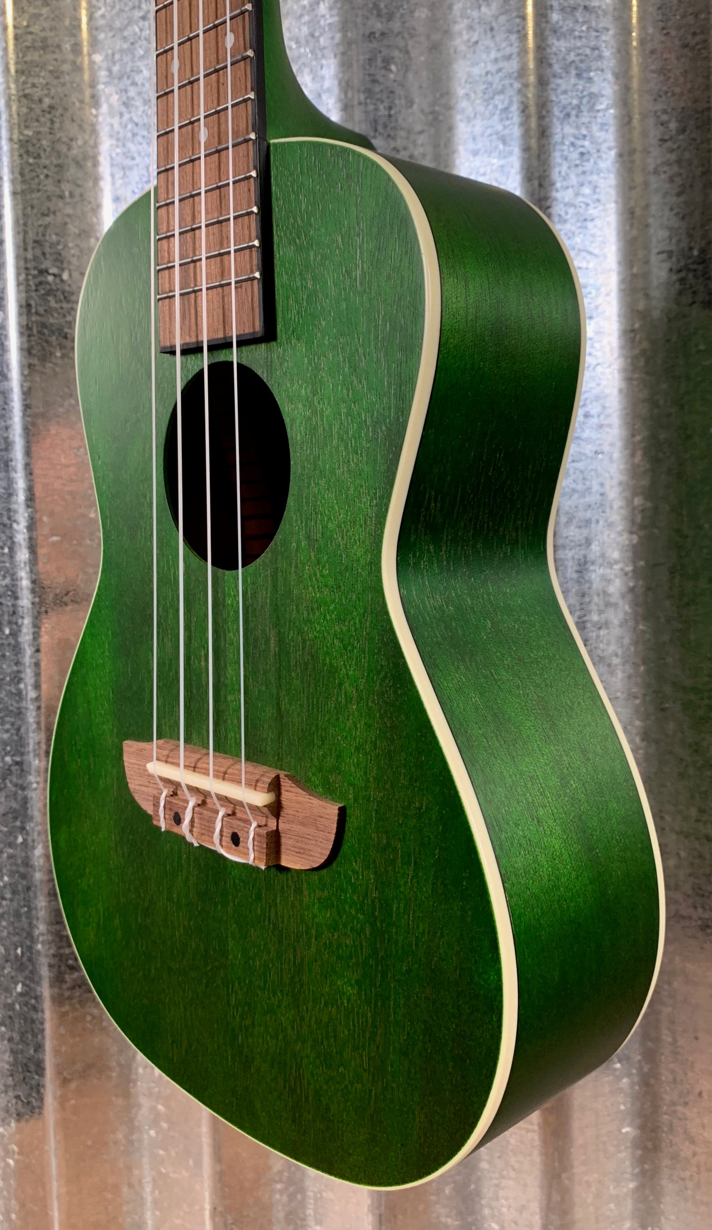 Ortega Guitars RUFOREST Forest Green Okoume Top Concert Ukulele