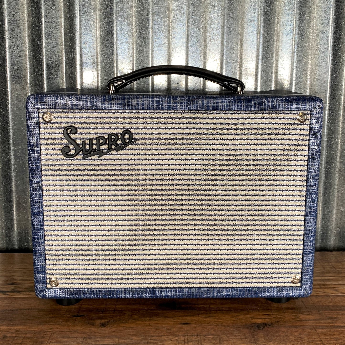 Supro 1606J '64 Super 8" Jenson 5 Watt All Tube Guitar Amplifier Combo