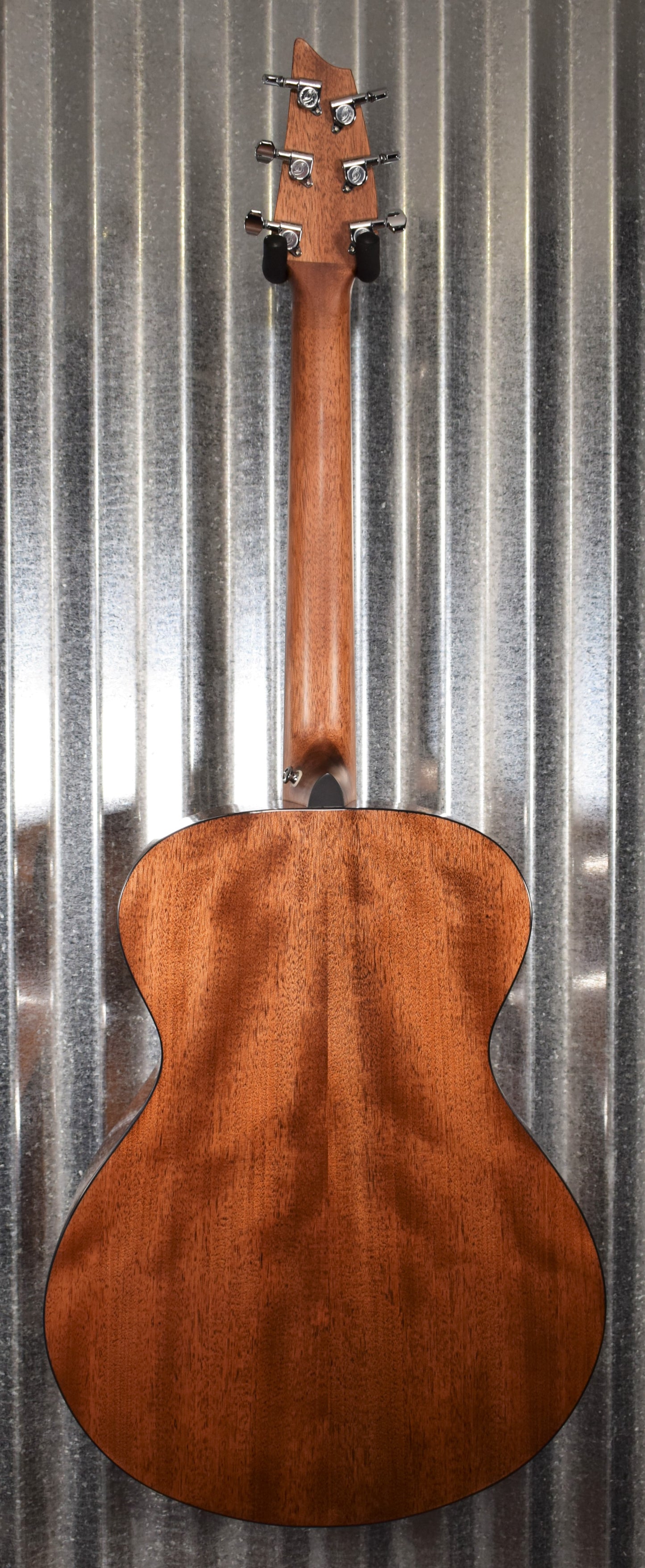 Breedlove Discovery Concert Sunburst Acoustic Guitar & Bag #8958