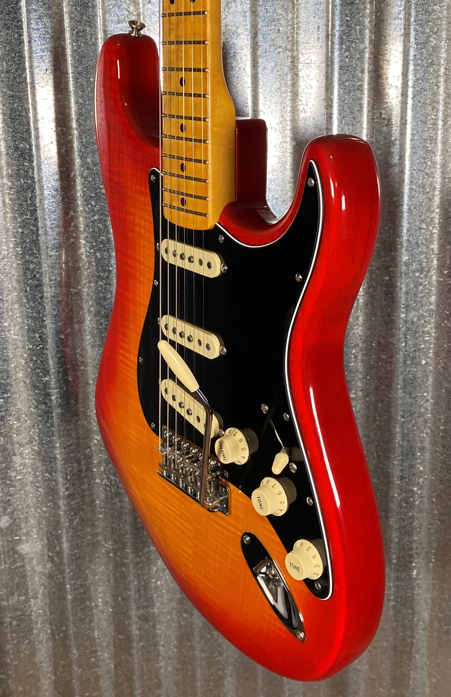 Fender Limited Editon Rarities Flame Ash Top Birdseye Fingerboard Stratocaster Plasma Red Burst Guitar & Case # 6509 Used