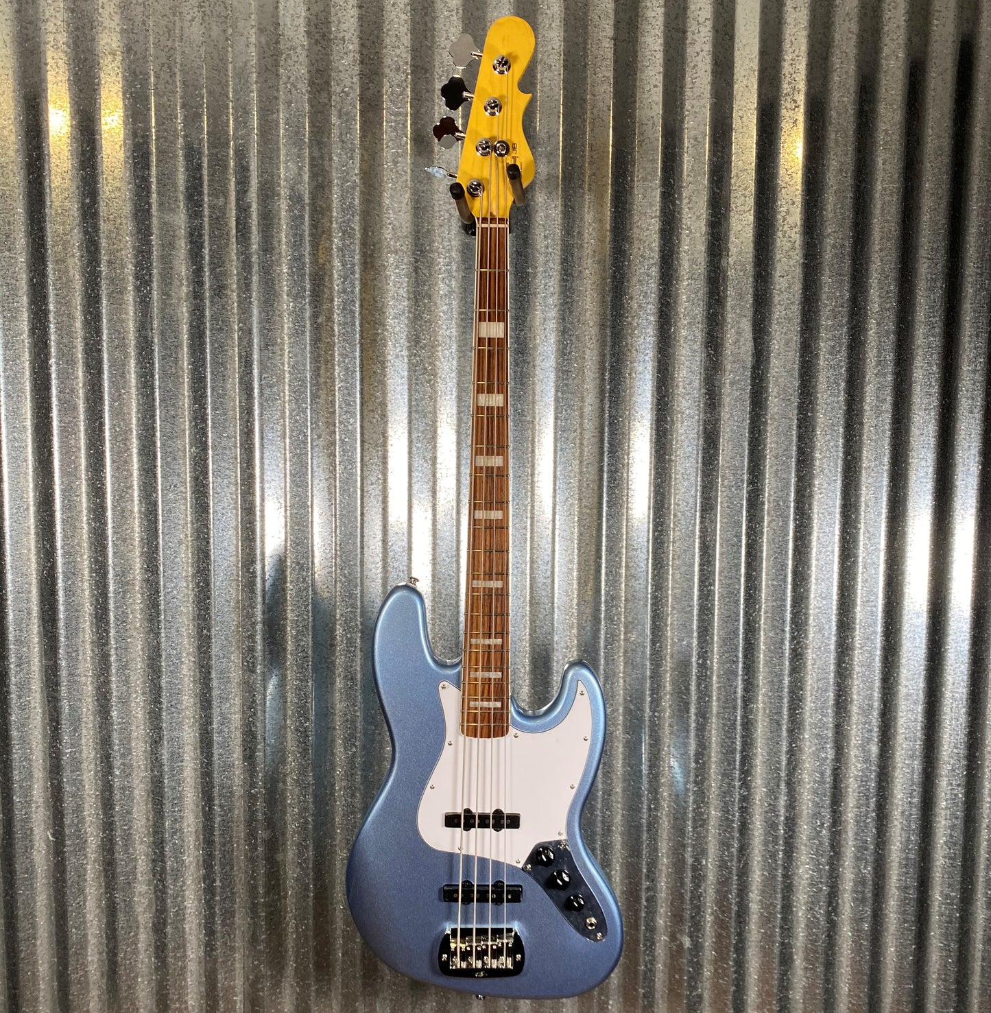 G&L Tribute JB 4 String Jazz Bass Lake Placid Blue #2993