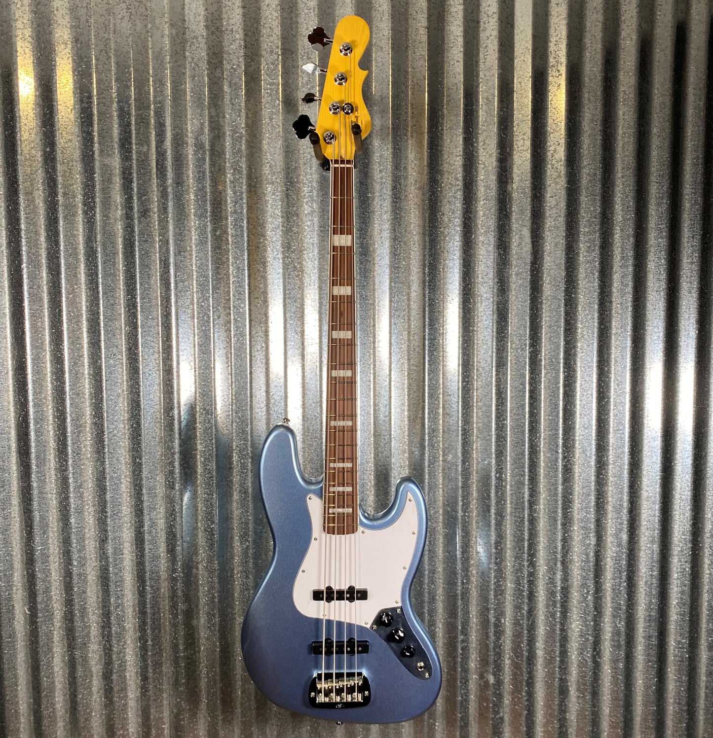 G&L Tribute JB 4 String Jazz Bass Lake Placid Blue #2986