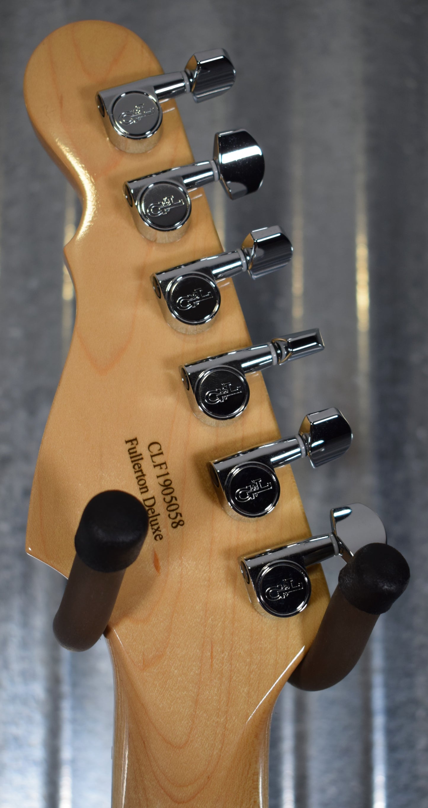 G&L USA Fullerton Deluxe S-500 Blueburst Guitar & Case S500 #5058