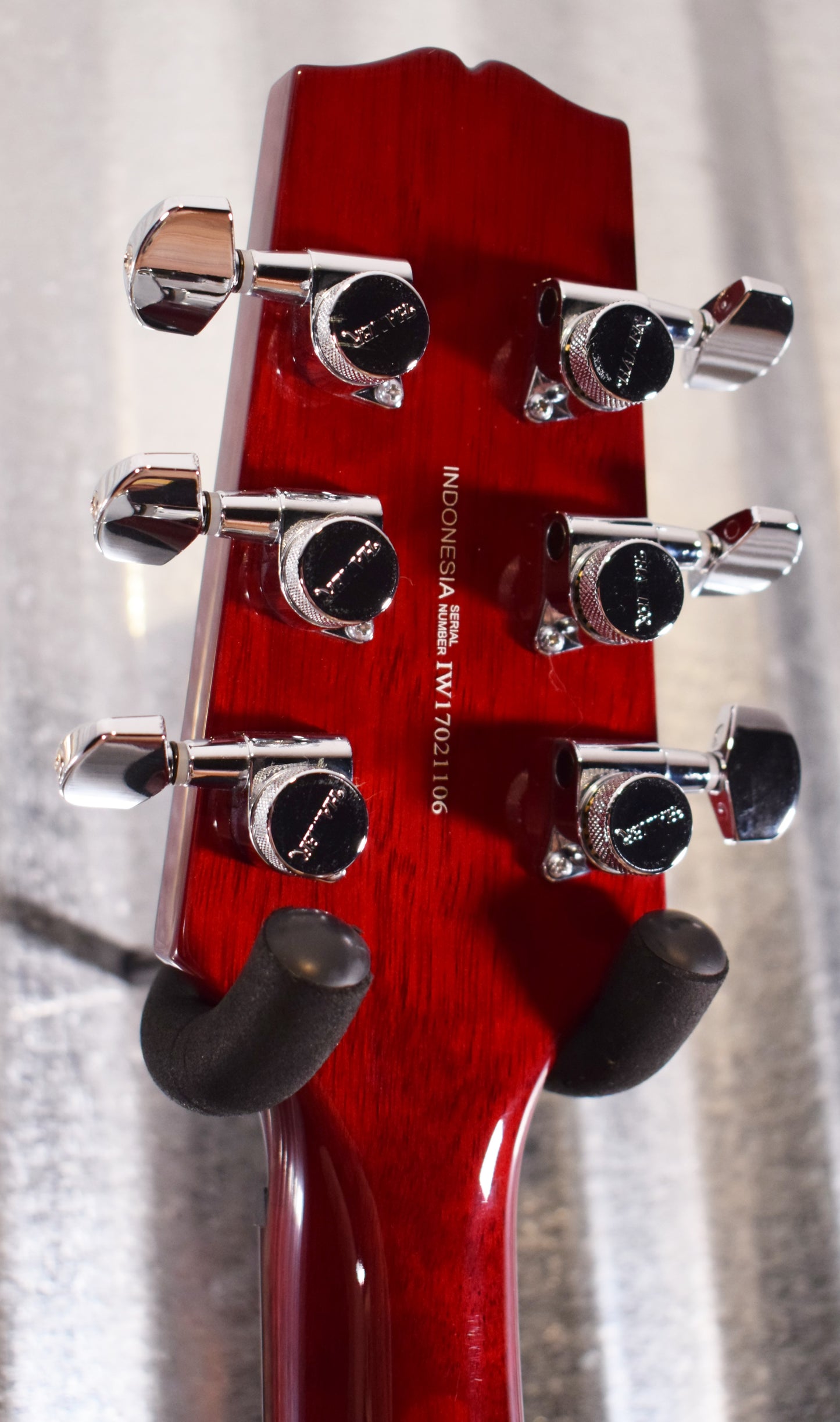 Hamer Archtop Flame Dark Cherry Wilkinson Tremolo Electric Guitar SATFW-DCB #1106