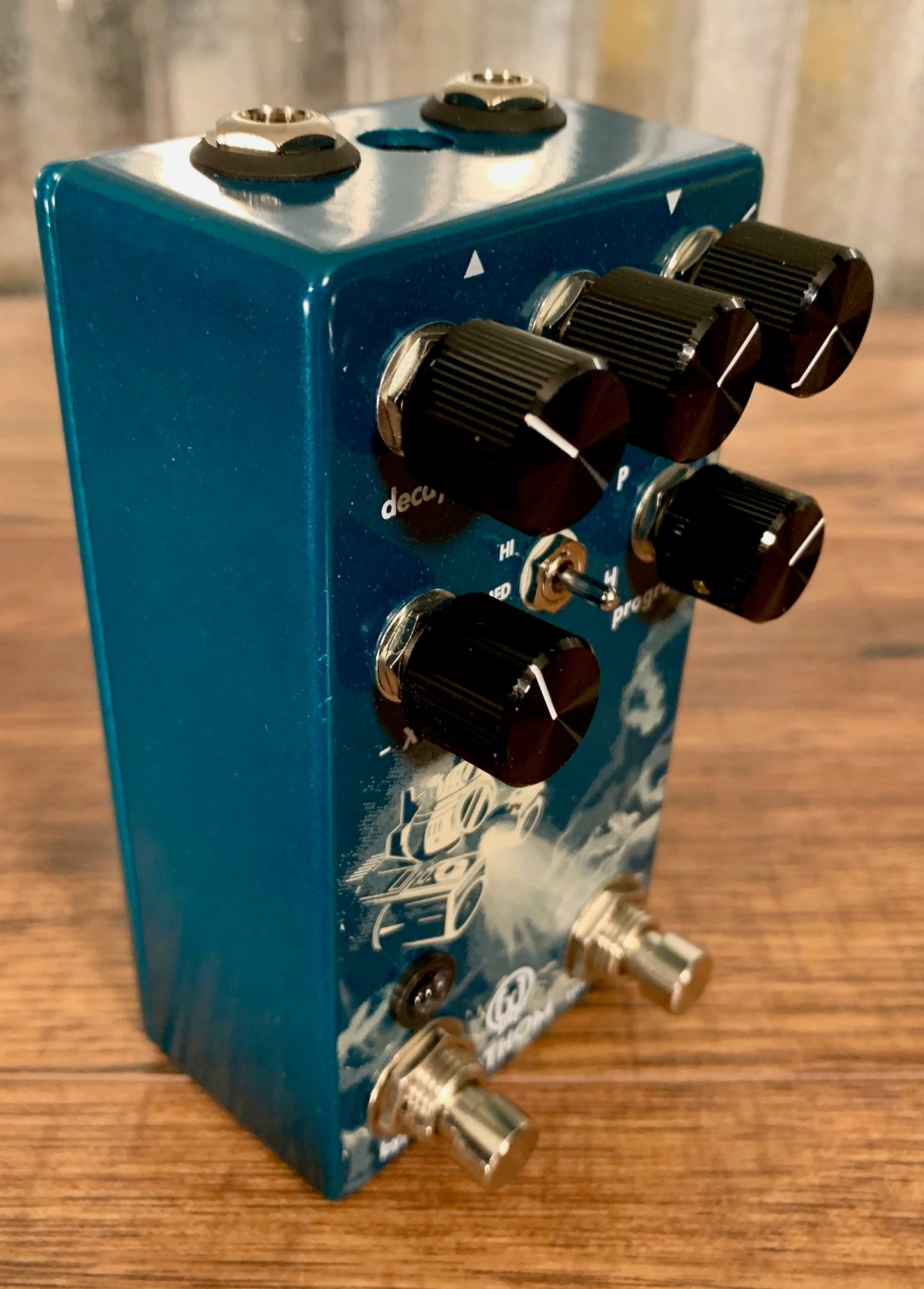 Walrus Audio Fathom Multi-Function Reverb Guitar Effect Pedal Demo