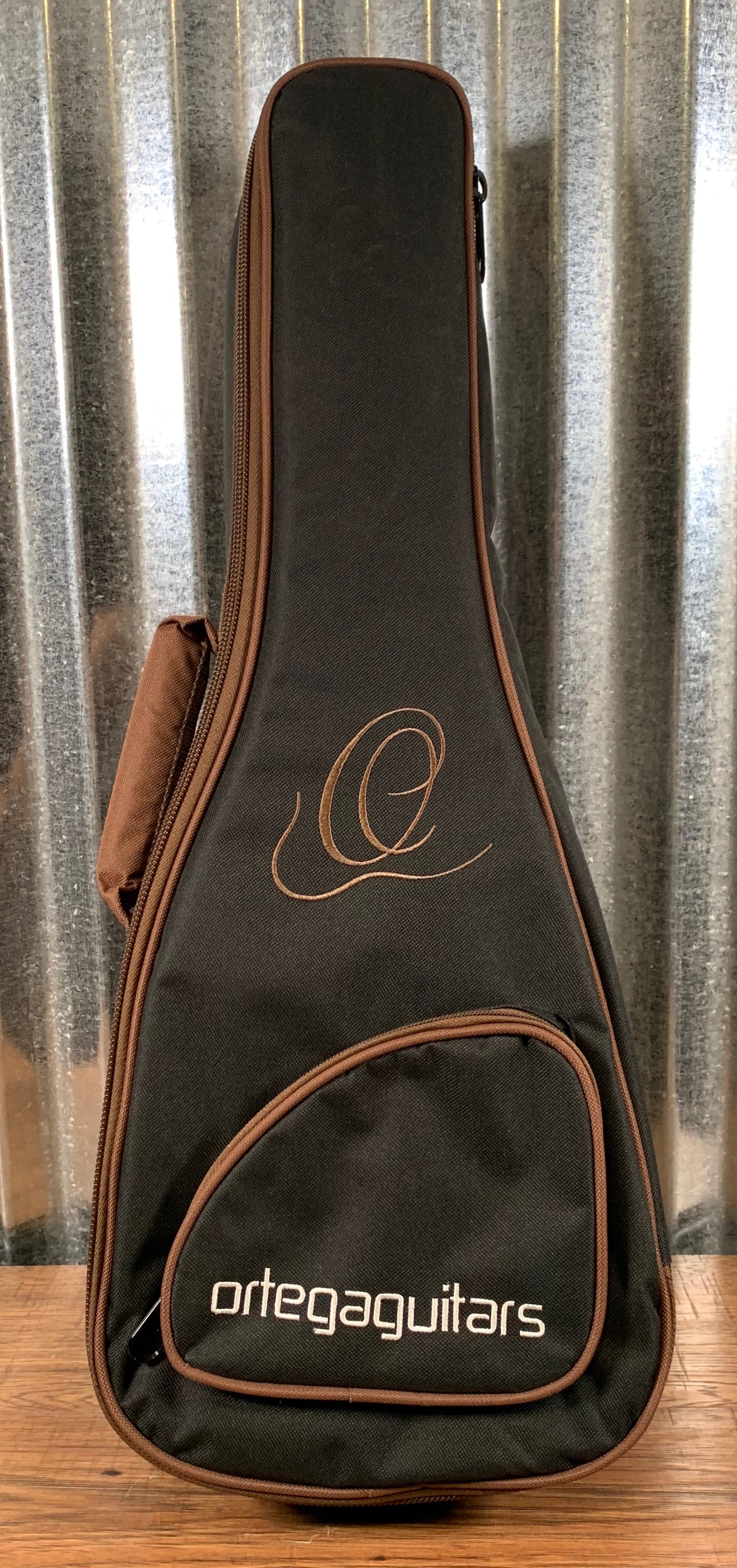 Ortega Guitars RUEB-CC Ebony Top Conert Ukulele & Gig Bag