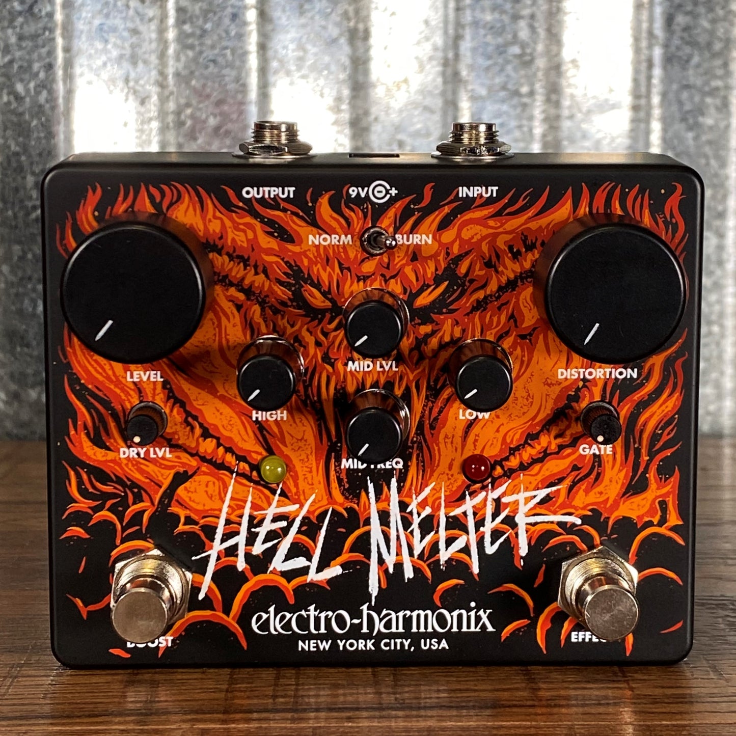 Electro-Harmonix EHX Hell Melter Advanced Metal Distortion Guitar Effect Pedal