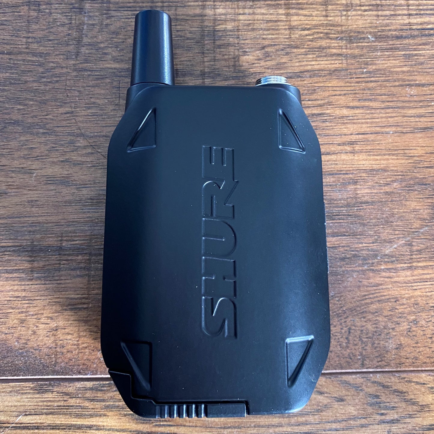 Shure GLXD16 Digital Guitar Wireless Pedal & Body Pack System GLXD16-Z2 Used