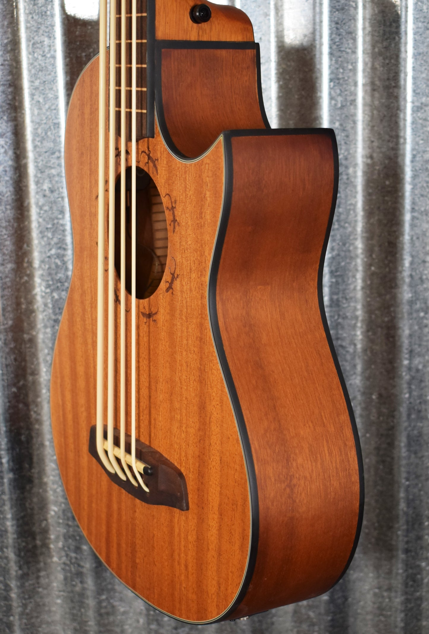 Ortega Lizzy Pro Acoustic Electric Fretless Ukulele U Bass & Bag #8215