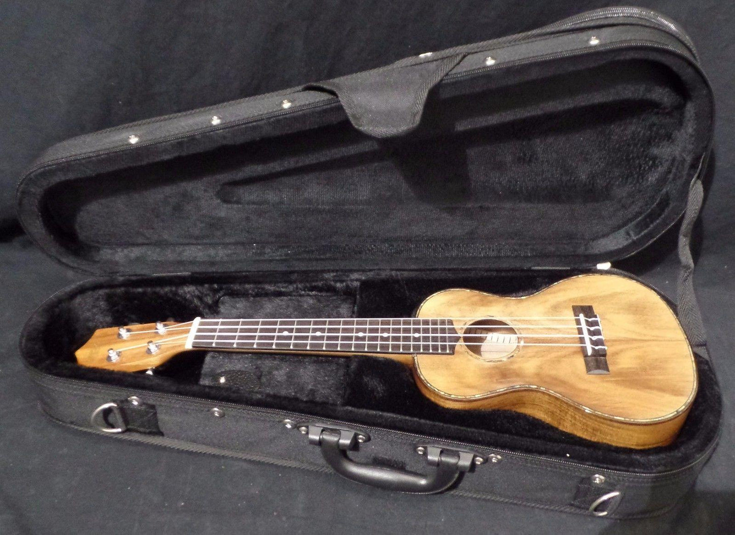 Hilo 2955 Premier Concert Koa Ukulele with Case #51005 *