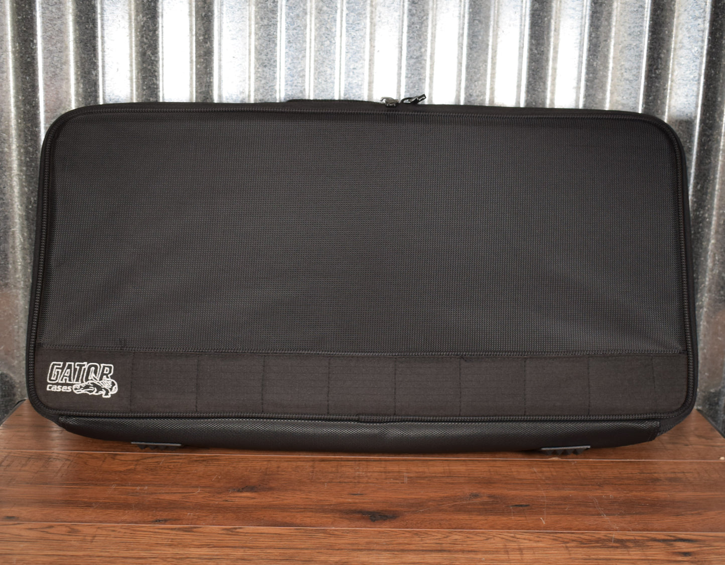 Gator GPB-BAK-OR Aluminum Guitar Effect Pedalboard & Bag Orange