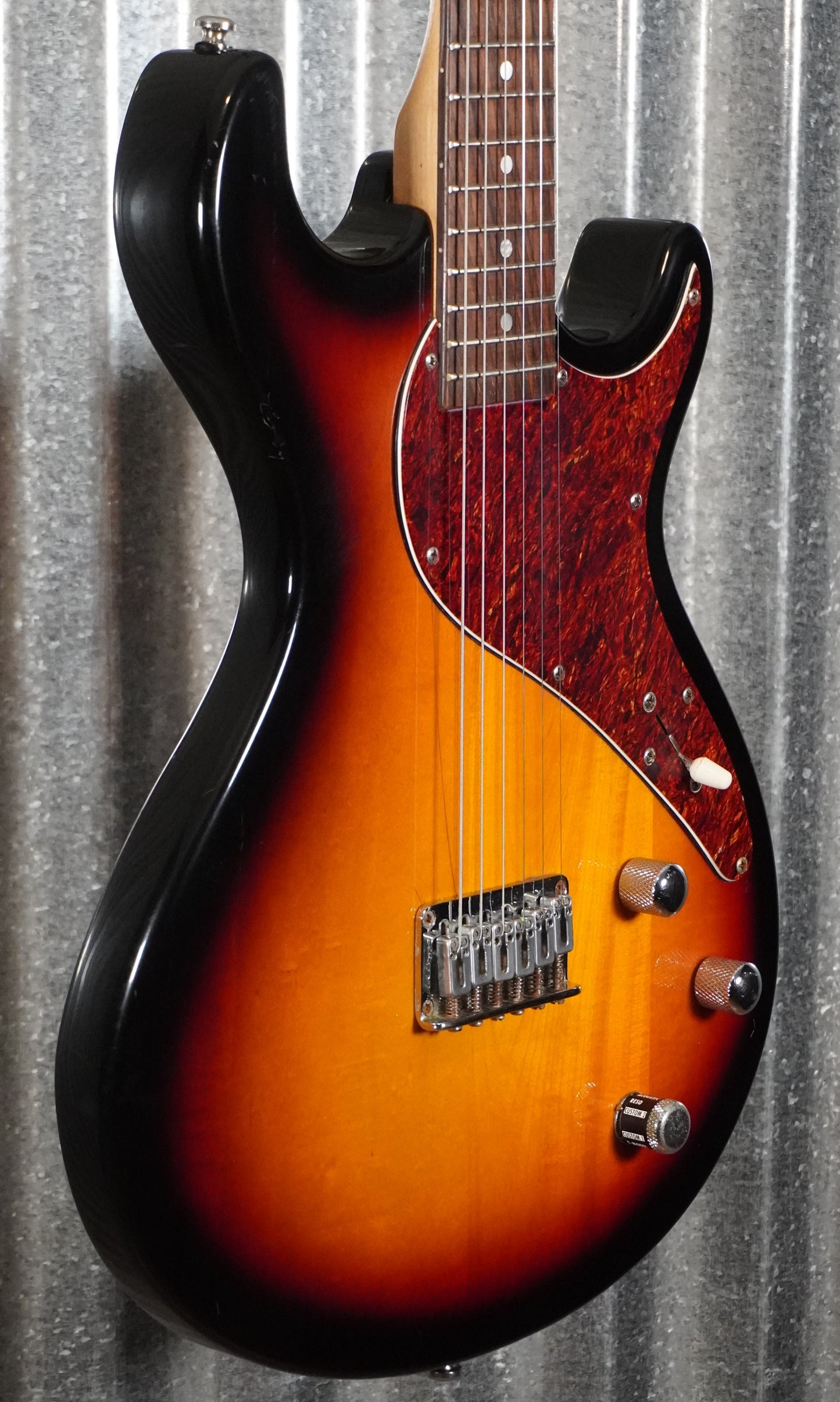 Line 6 Variax 500 Sunburst Modeling Guitar #8252 Used