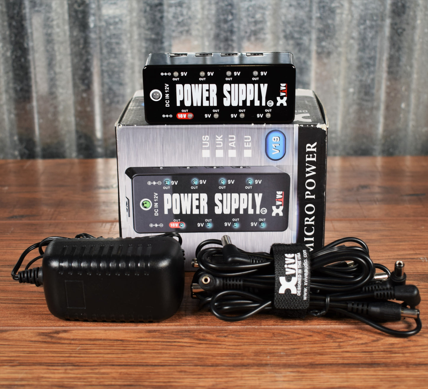 Xvive V19 Micro Power Guitar Effect Pedal Power Supply 9-18V Used