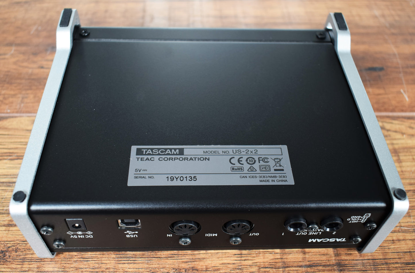Tascam US-2x2 TP-CU Track Pack US-2x2 USB Audio Recording Interface TM-80 Mic & TH-02 Headphones Bundle