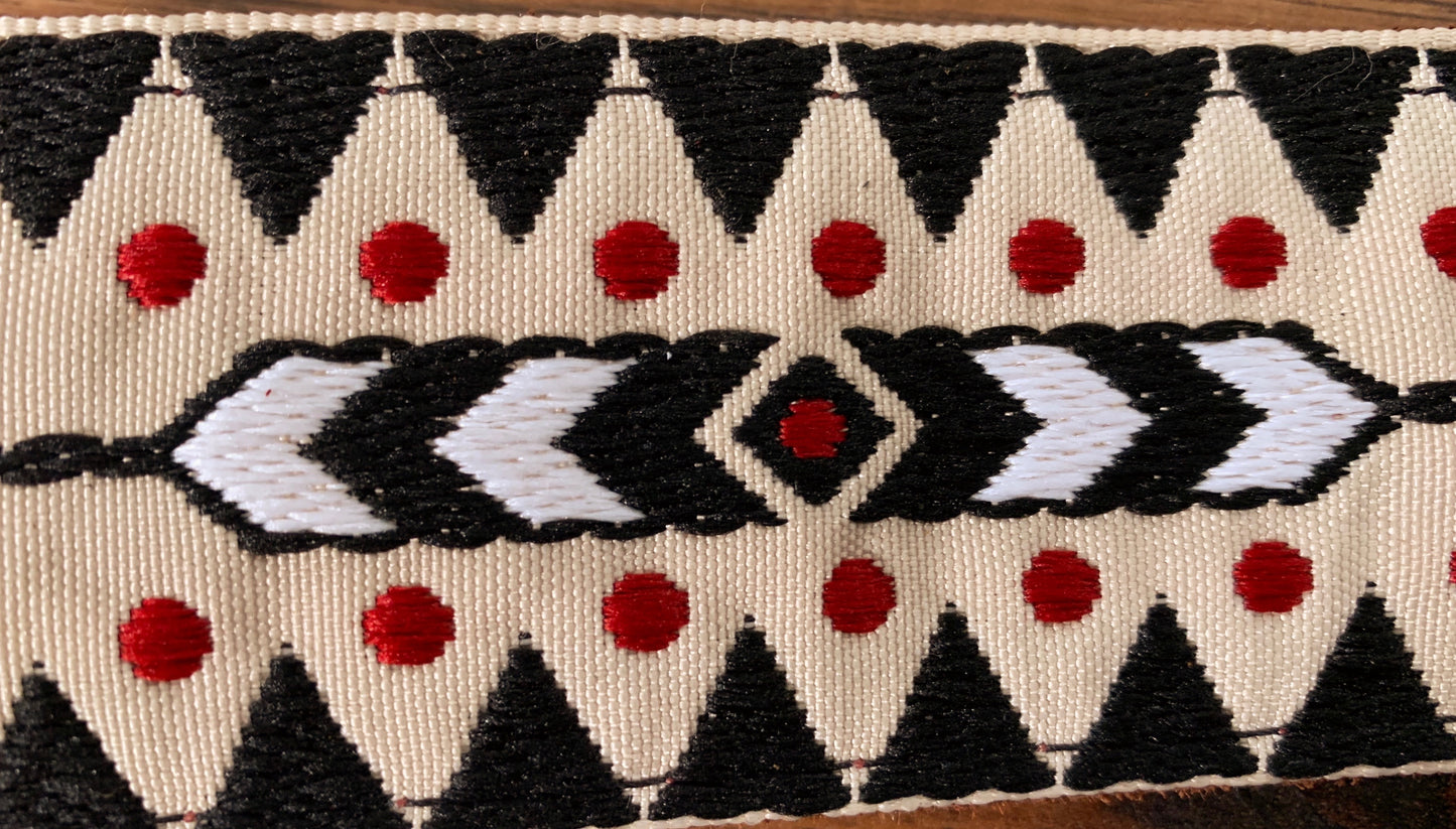 Levy's MGJ-003 2" Jacquard Weave Guitar Strap Black Red