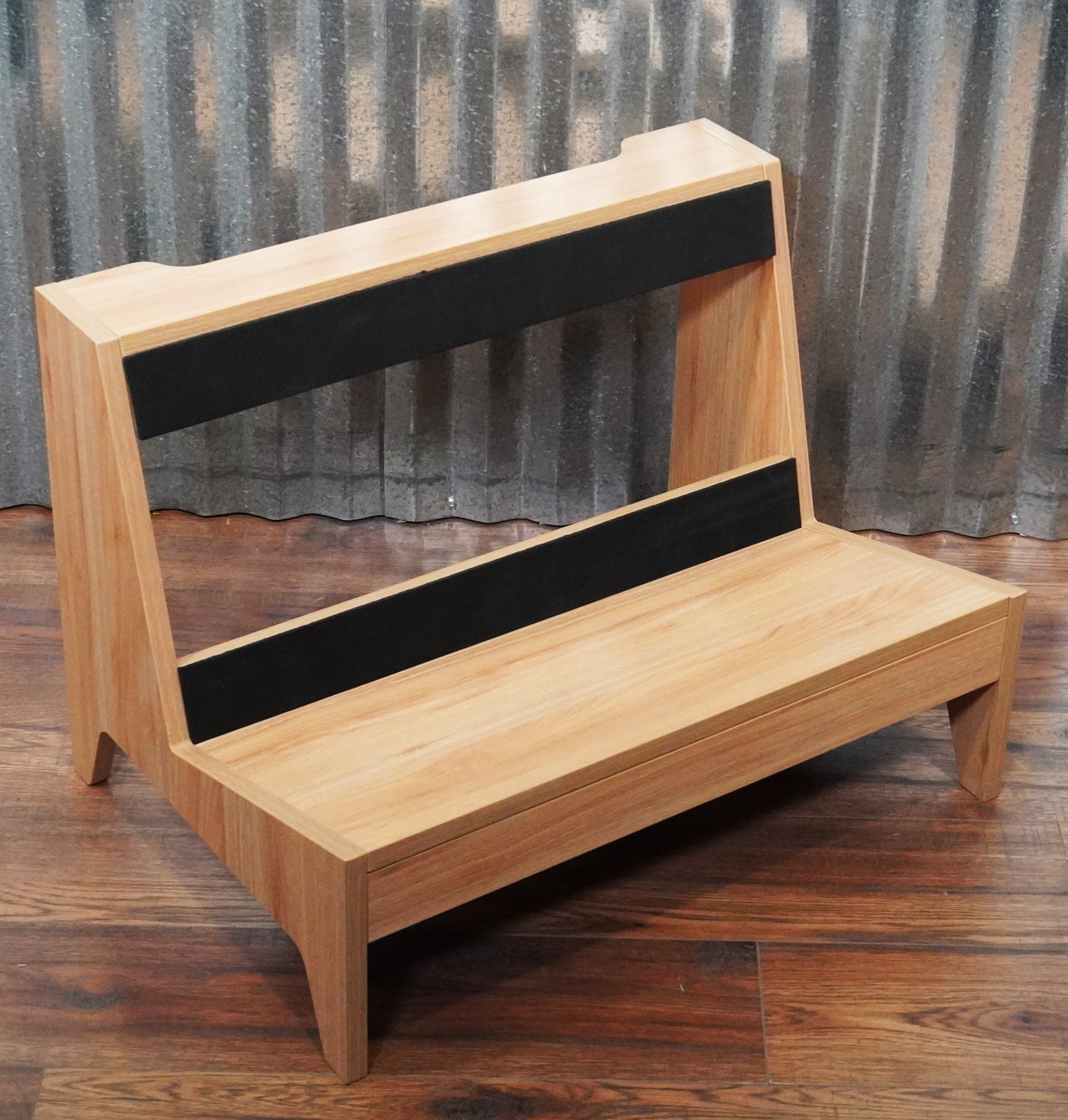 Gator Frameworks GFW-ELITEGTRAMPLG-MPL Large Guitar Combo Amp Stand Maple