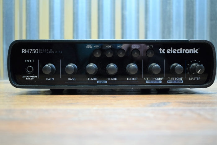 TC Electronic RH750 750 Watt Bass Amplifier Head Compressor EQ Tuner Used