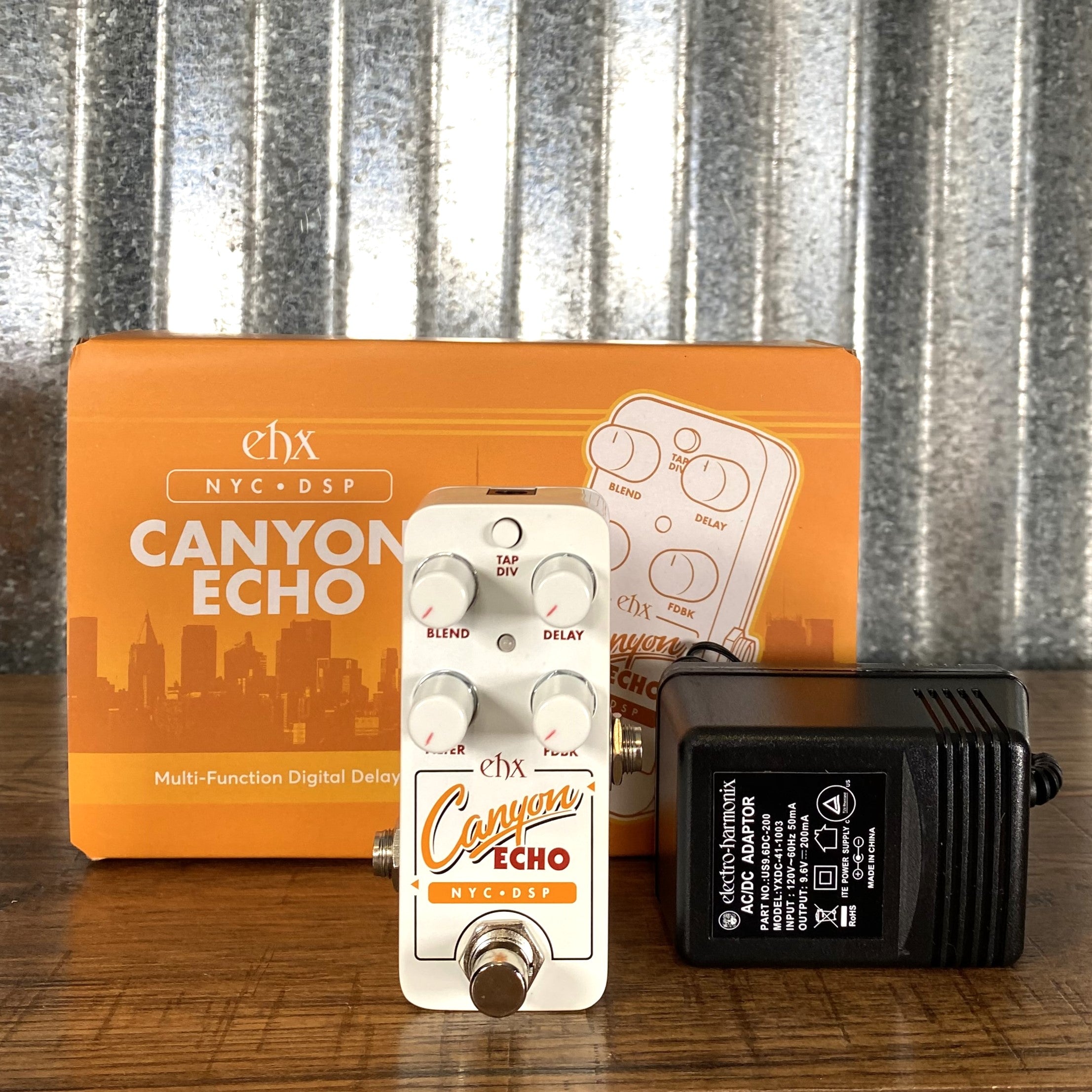 Electro-Harmonix Pico Canyon Echo Delay Pedal