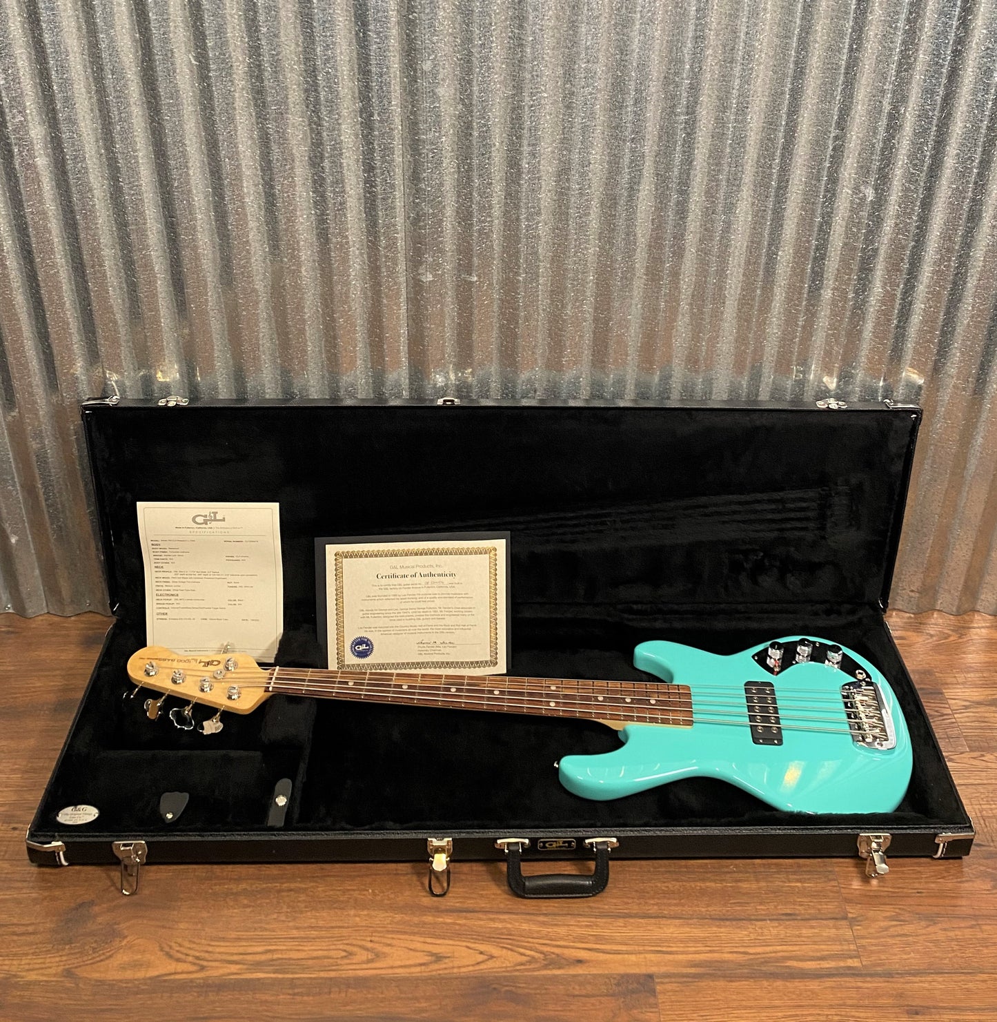 G&L USA L-1000 S750 5 String Turquoise Bass & Case #6478