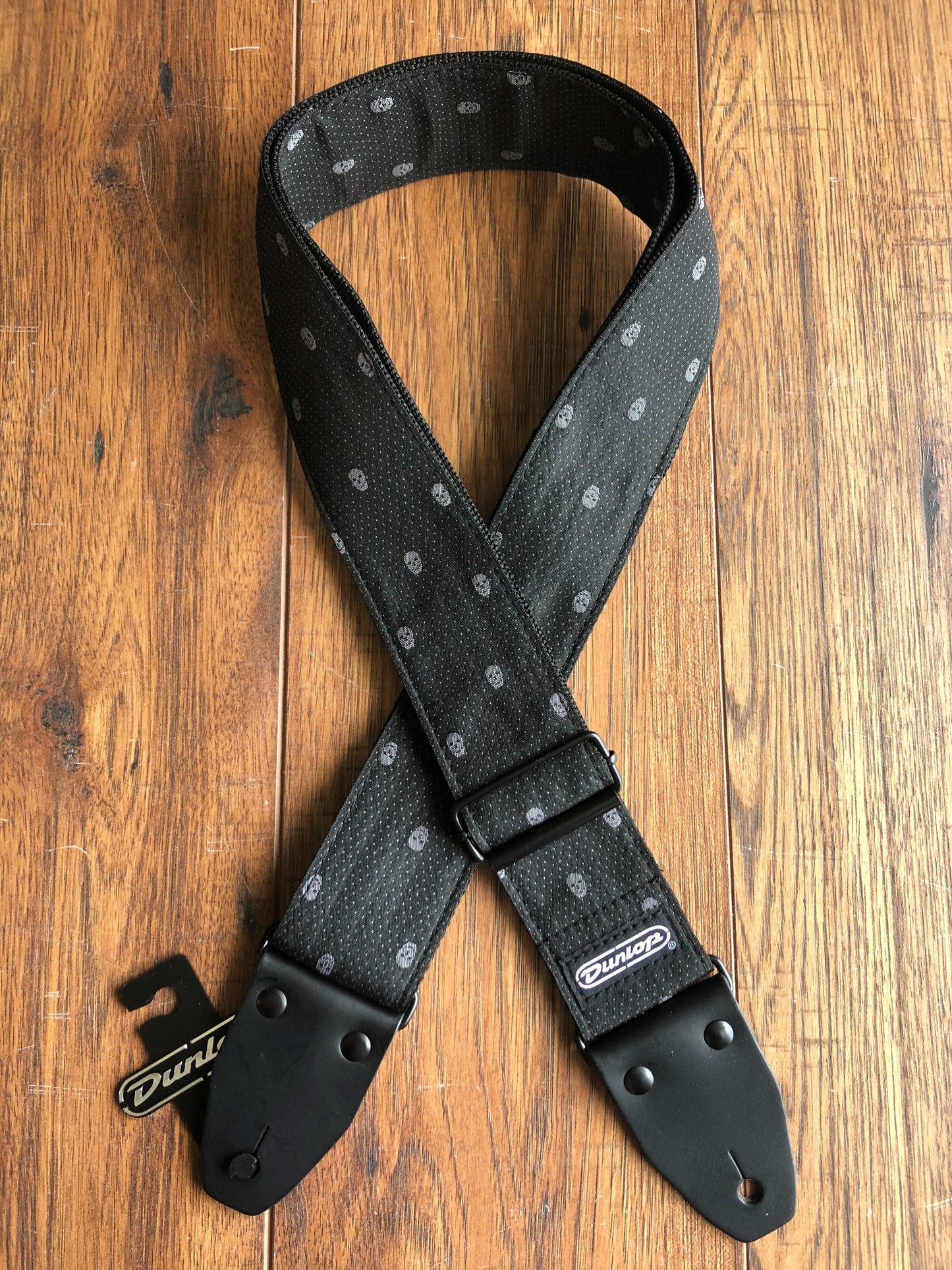 Dunlop D6707 Grey Skulls Jacquard Guitar & Bass Strap Black
