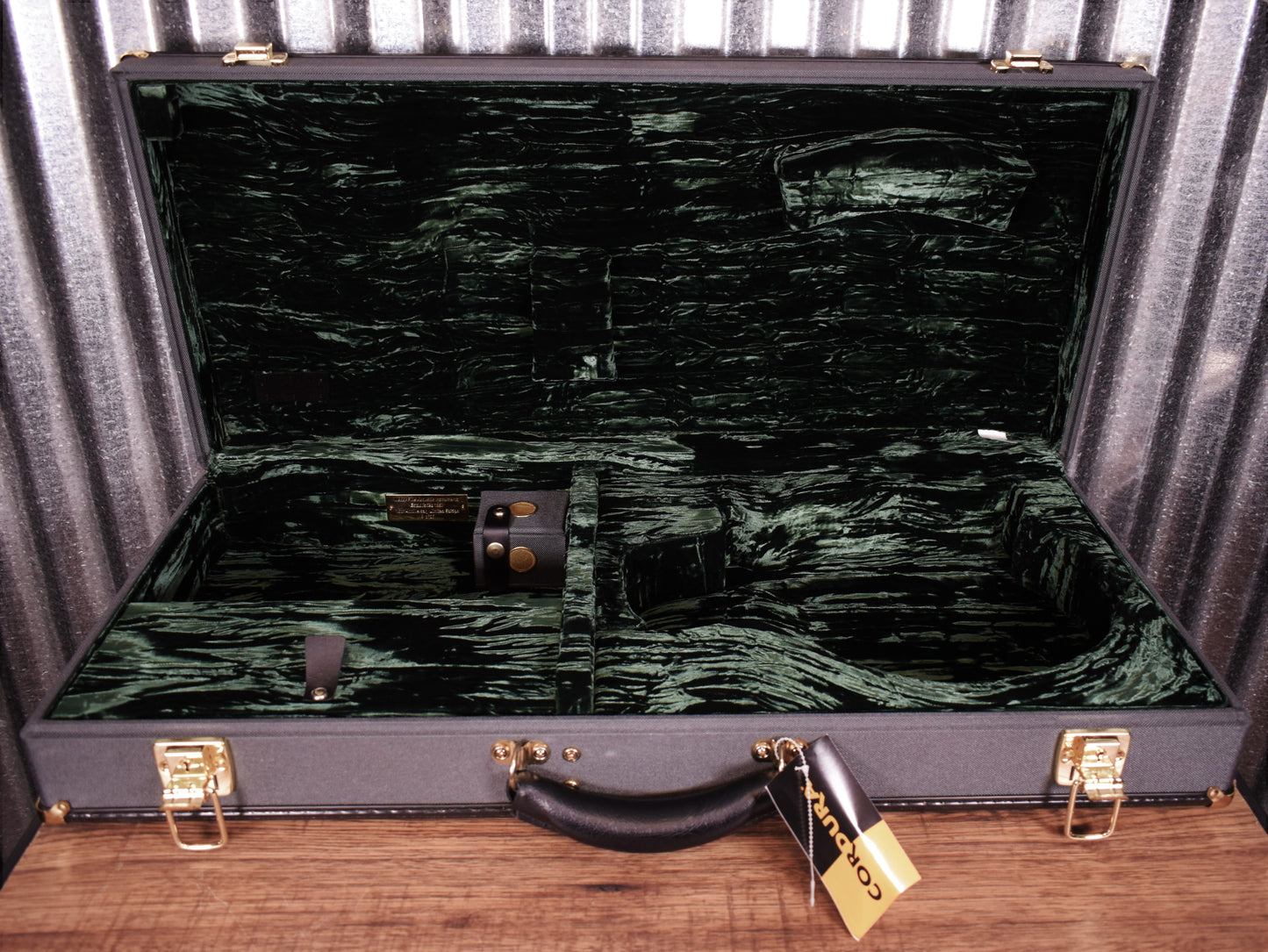 Weber WBI-FFM 10th Anniversary F Style Ameritage Humidity Control Mandolin Hardshell Case
