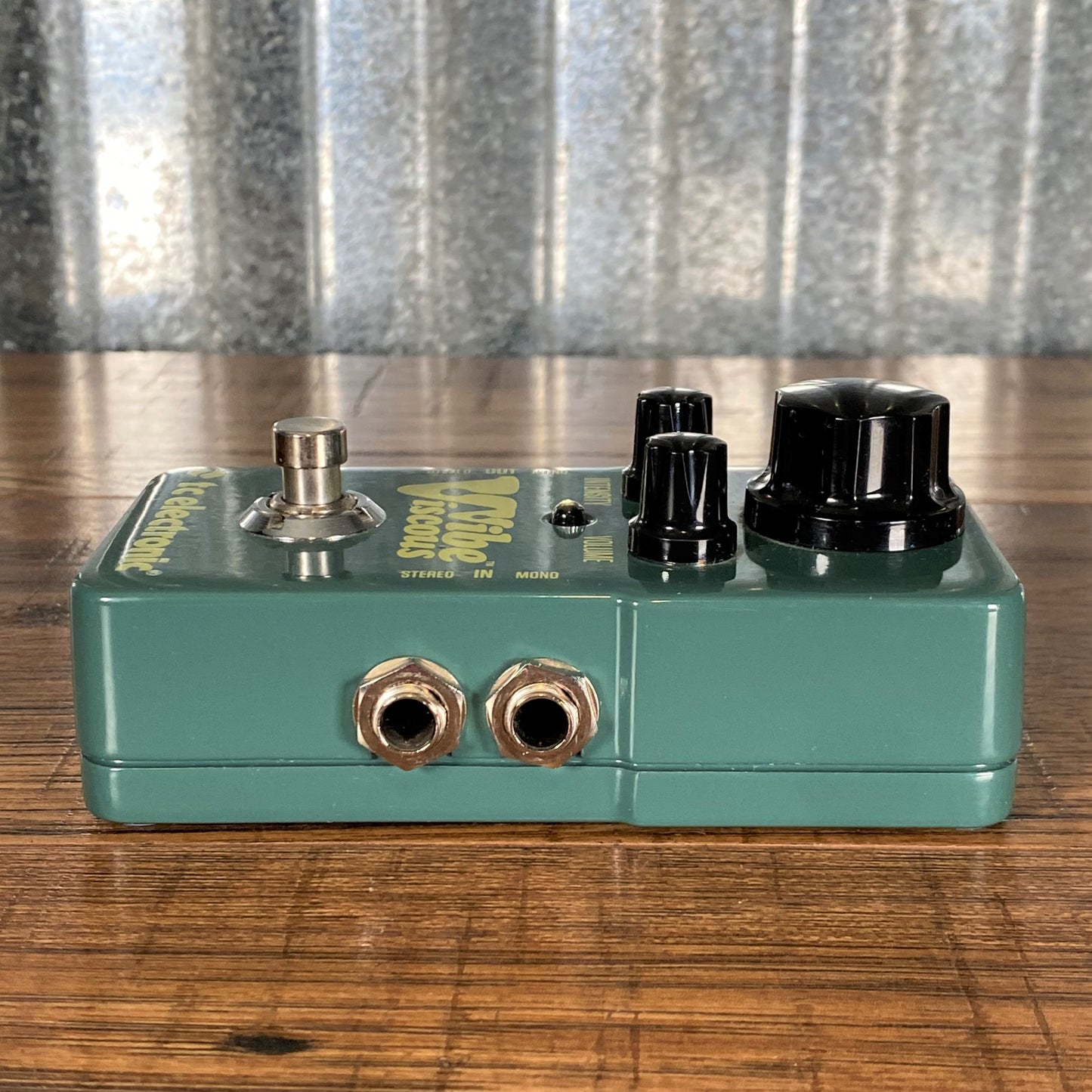 TC Electronic Viscous Vibe Uni-Vibe Tone Print Guitar Effect Pedal Used