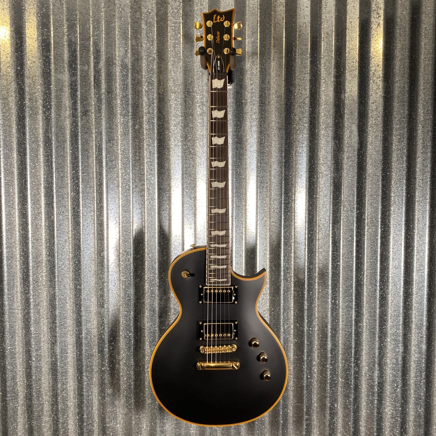 ESP LTD EC-1000 Duncan Eclipse Seymour Duncan Vintage Black Guitar LEC1000VBD #1338 Used