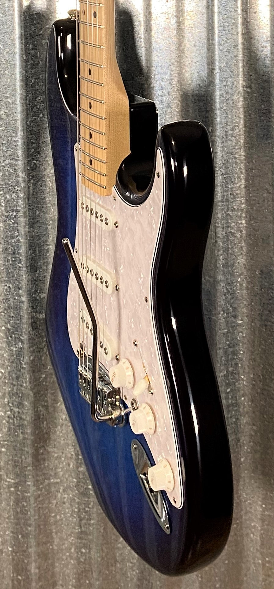 G&L USA Fullerton Deluxe S-500 Blueburst Guitar & Bag S500 #2104