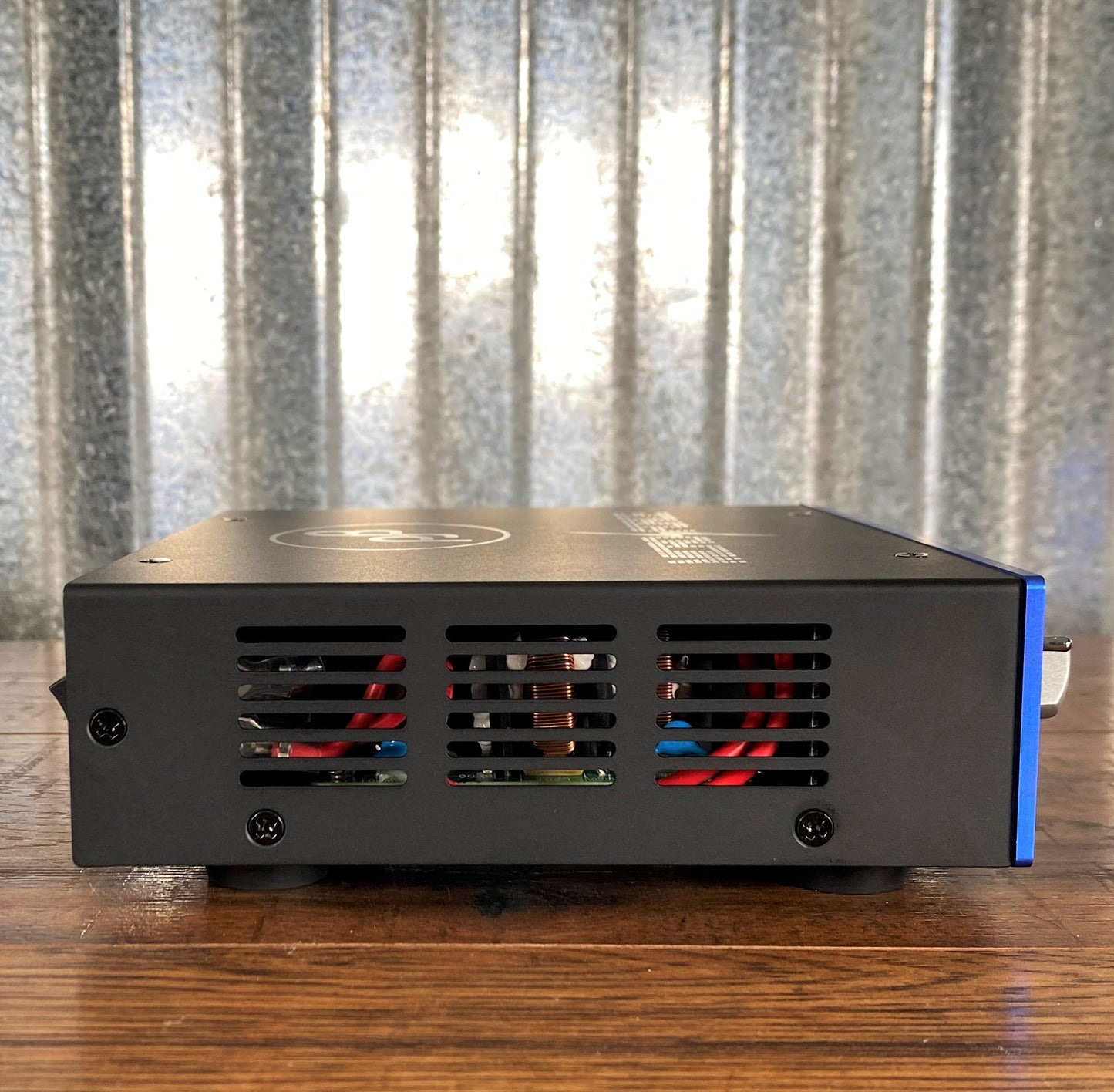 Phil Jones Bass BP- 200 200 Watt Solid State Digital Bass Amplifier Head