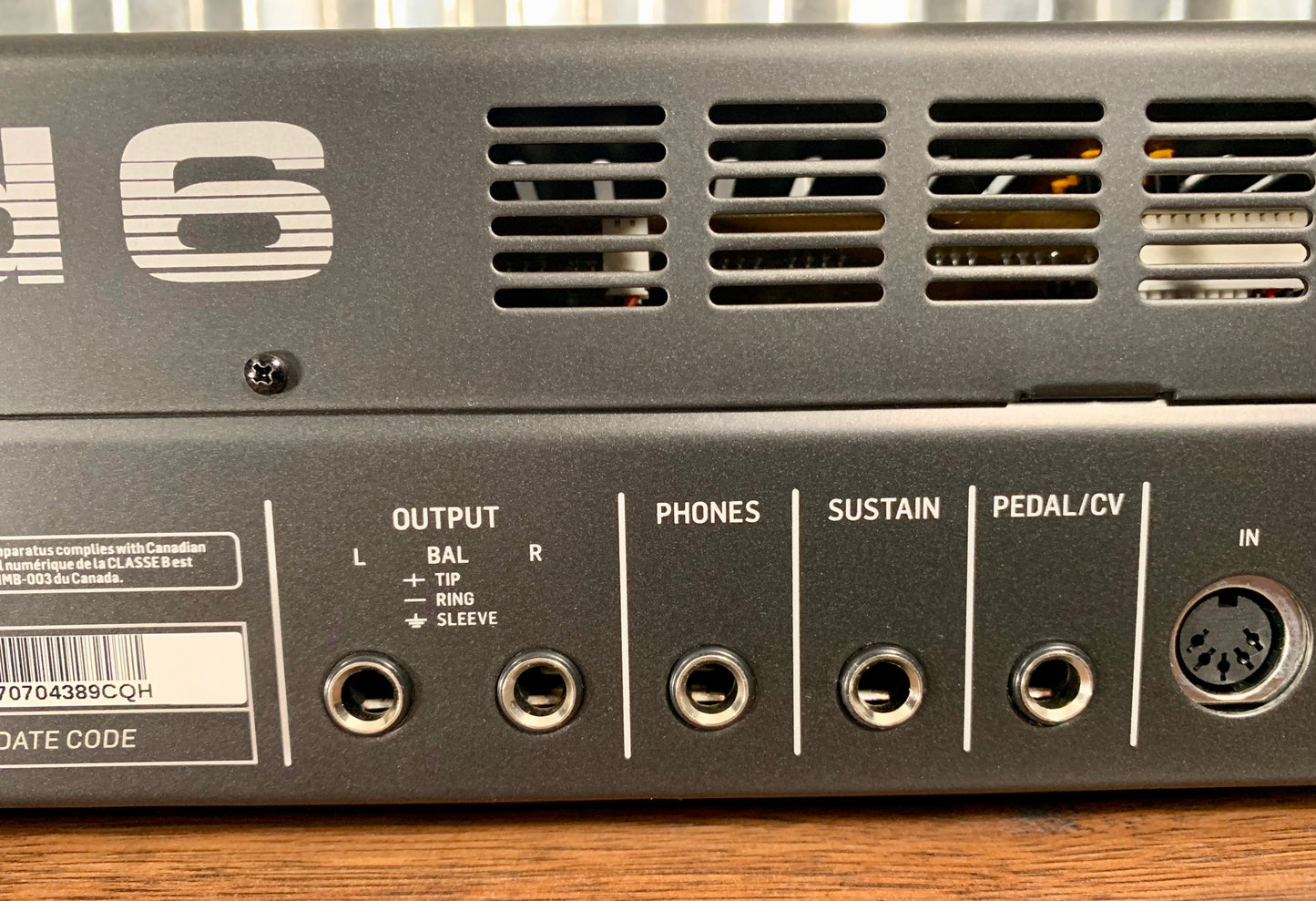 Behringer Deepmind 6 Voice Polyphonic Keyboard Synthesizer