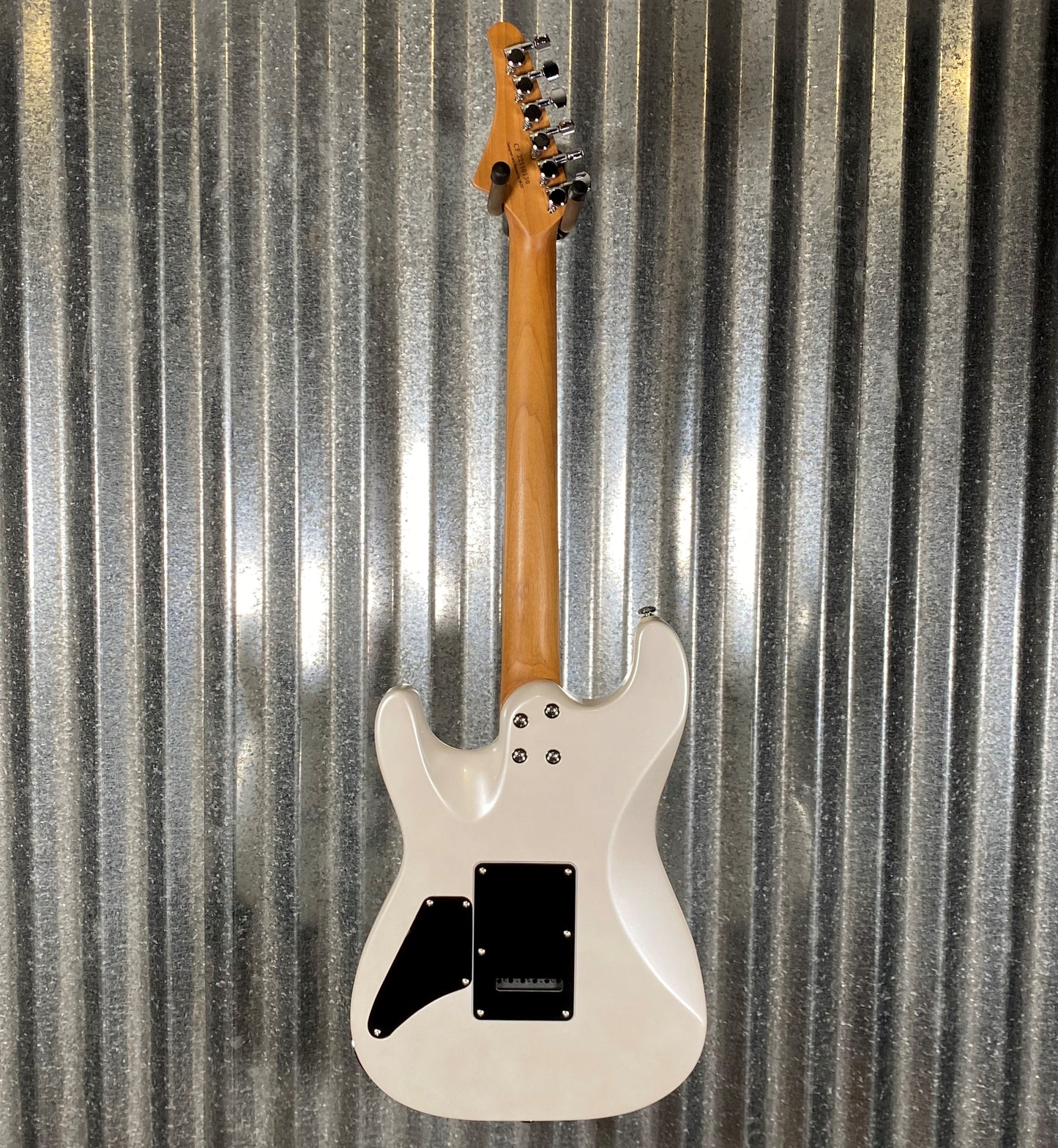 Musi Capricorn Fusion HSS Superstrat Pearl White Guitar #0130 Used