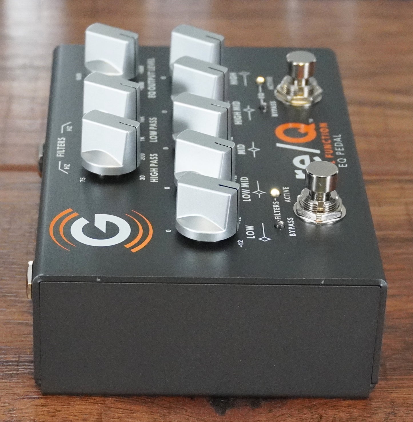 Genzler re/Q Dual Function EQ Bass Effect Pedal RE-Q Demo