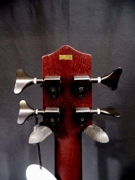 Kala RUMBLER U-Bass UBASS-RMBL-FS Fretted Acoustic Ukulele Bass Guitar