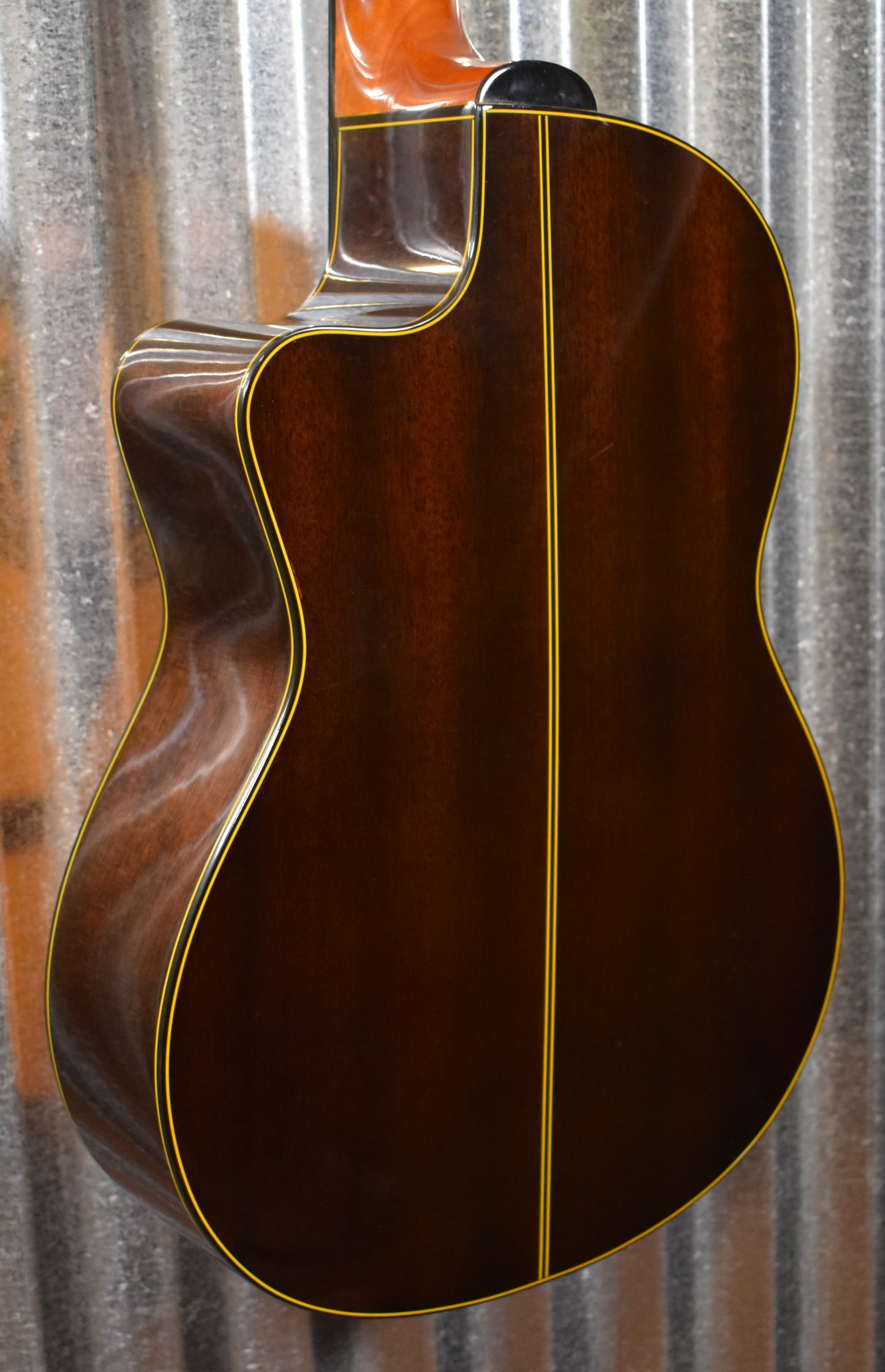 Takamine G Series EG522C Cutaway Classical Acoustic Electric & Case #1566 Used