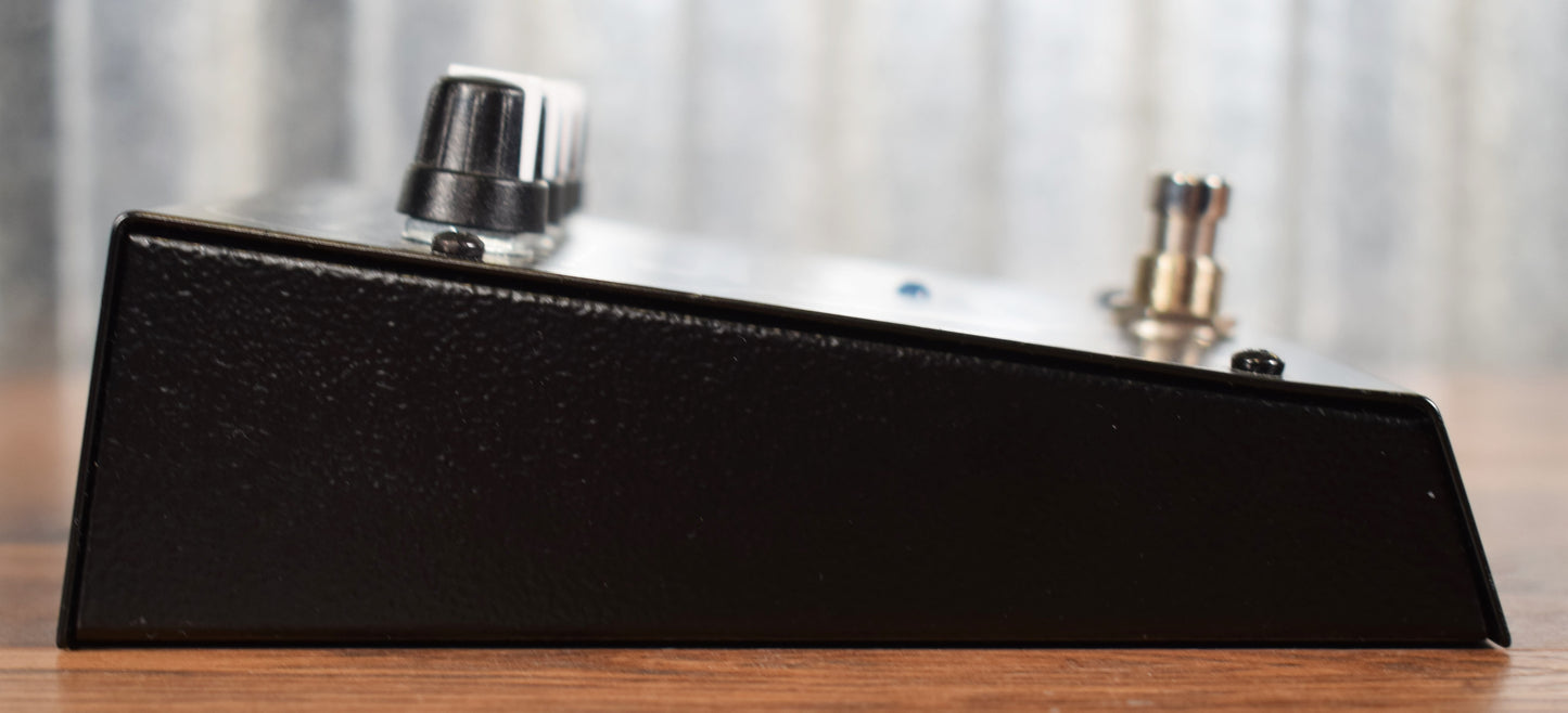 Taurus Amplification Vechoor Black Chorus Guitar & Bass Effect Pedal & AC Adapter Used