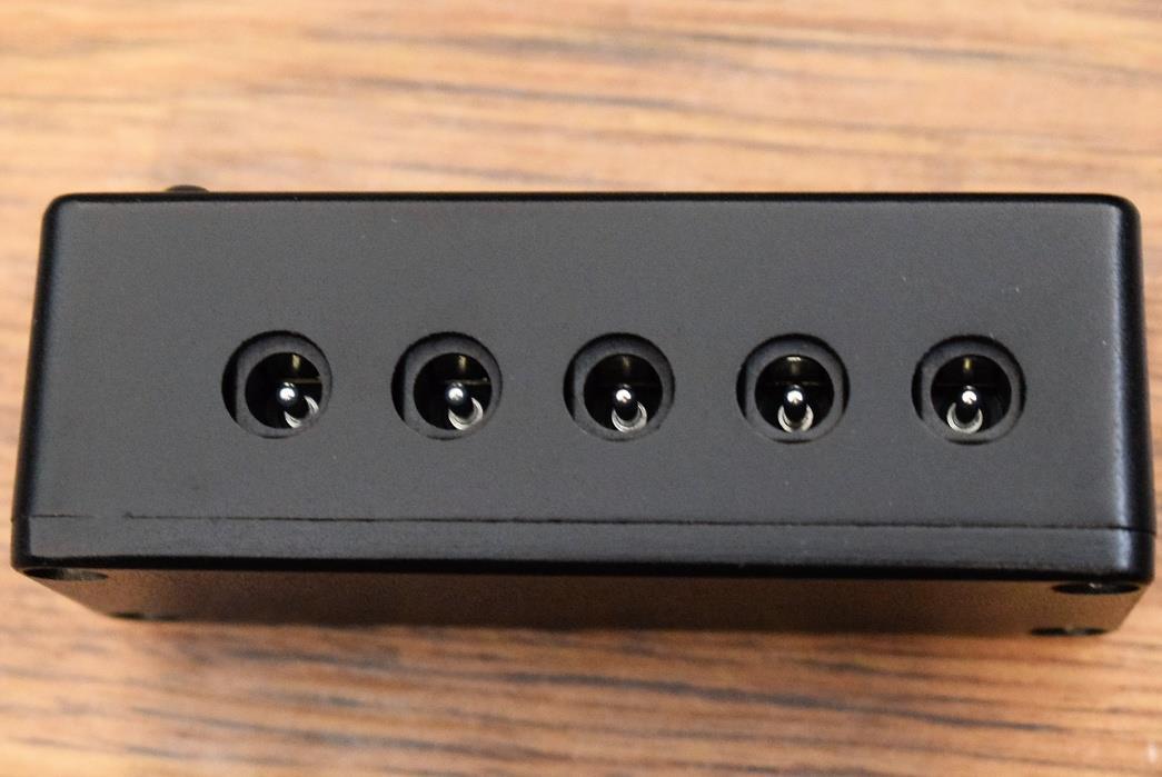 One Control Distro Minimal Black Pack Power Supply Distribution & Cables