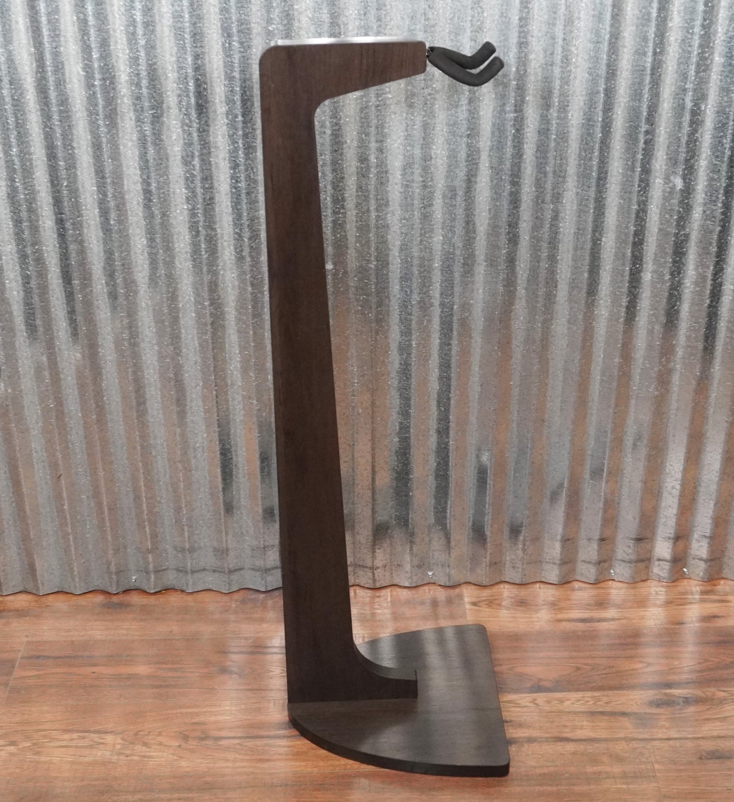 Gator Frameworks GFW-ELITEGTRHNGSTD-BRN Hanging Guitar Bass Floor Stand Brown