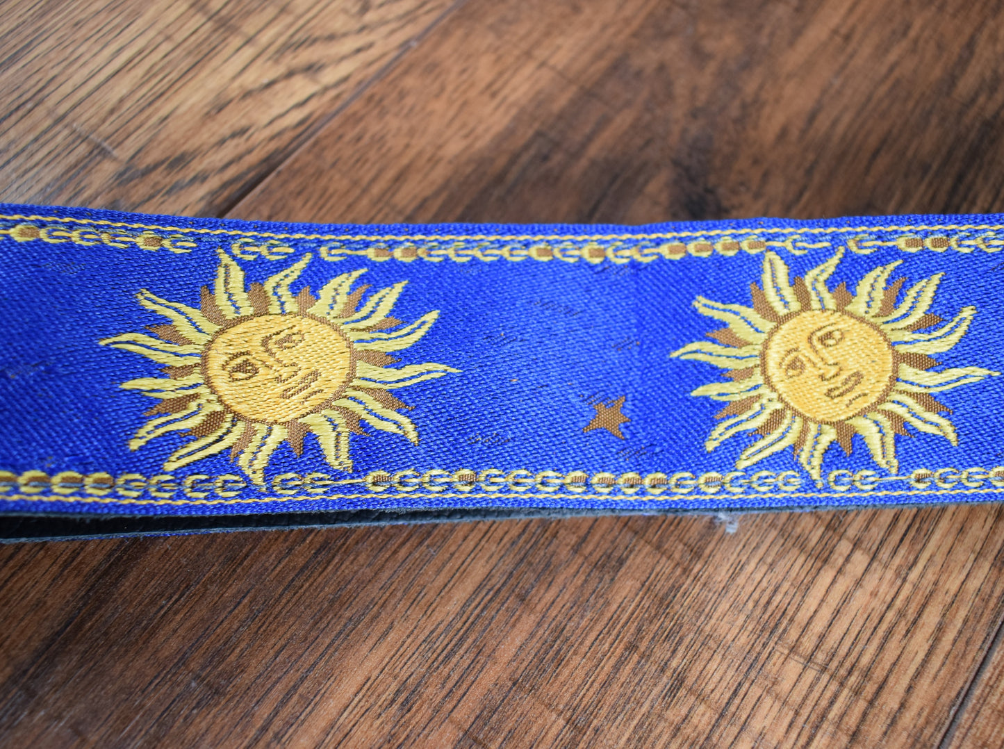 Levy's MPJG-SUN-BLU 2' Sun Design Jacquard Weave Guitar Bass Strap Blue
