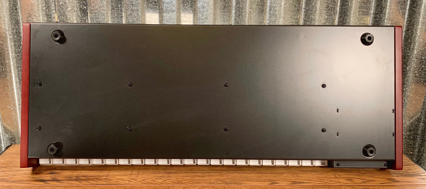 Behringer Vocoder VC340 Authentic 80's Analog Vocoder Synthesizer