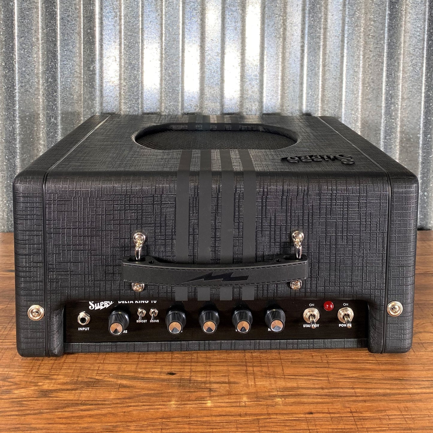 Supro Delta King 10 All Tube 5 Watt 10" Guitar Combo Amplifier Black 1820RBB