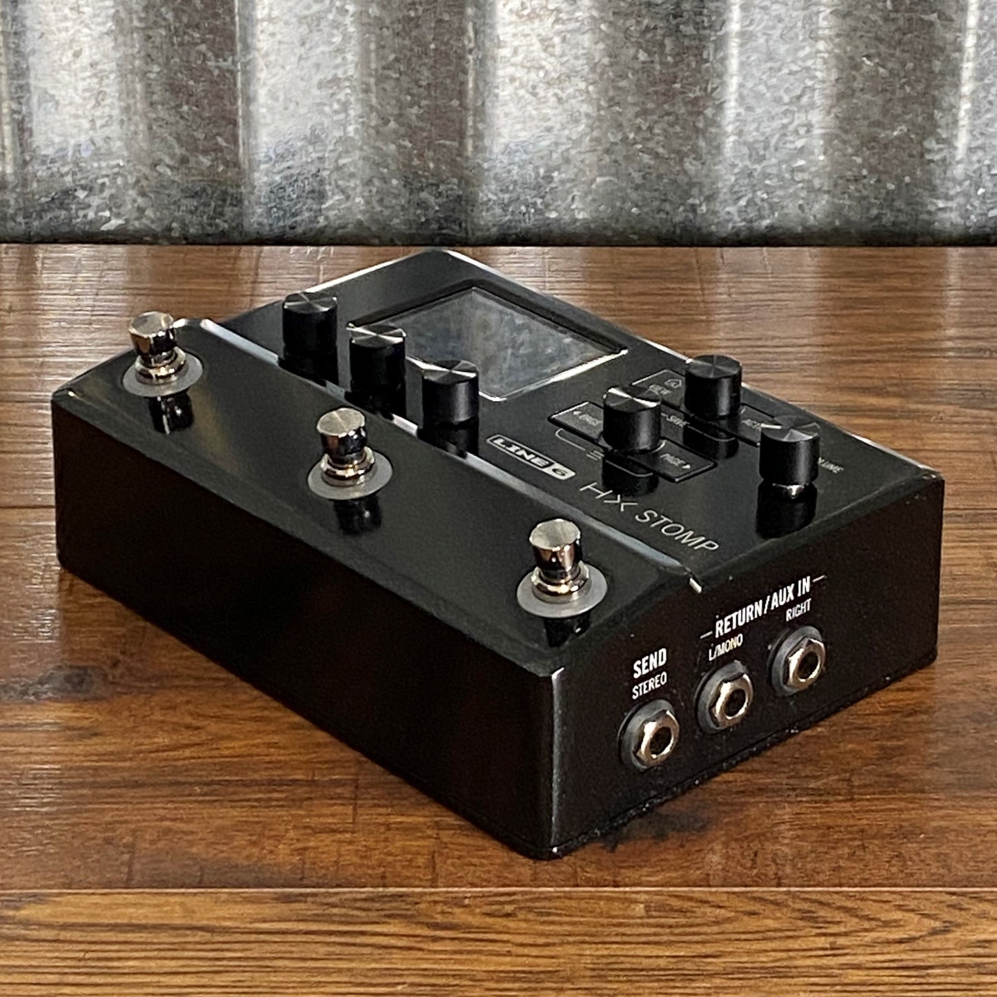 Line 6 HX Stomp Multi Effect Modeling Guitar Bass Effect Pedal Used